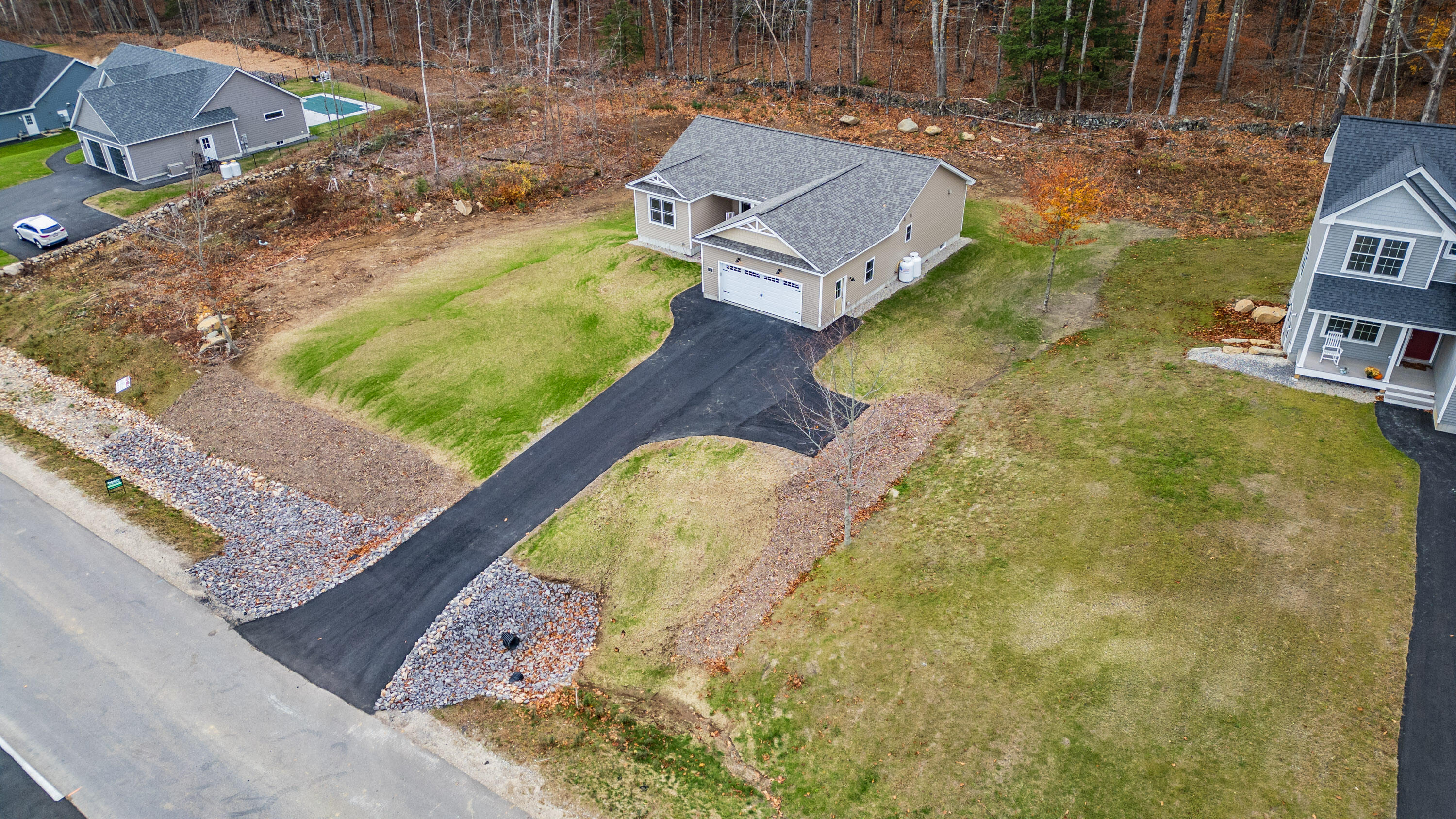 33 Woodbrey Lane, Standish, ME, 04084