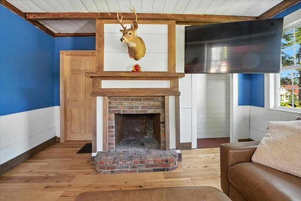 817 Riverside Drive, Augusta, ME, 04330