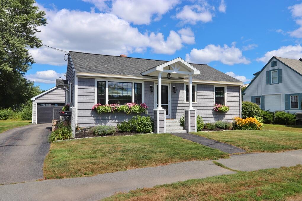 Photo of 118 Harthorn Avenue Bangor ME 04401