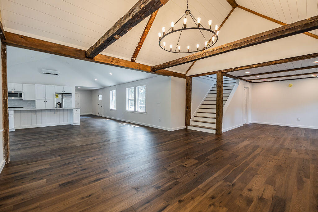 497 N Parish Road, Turner, ME, 04282