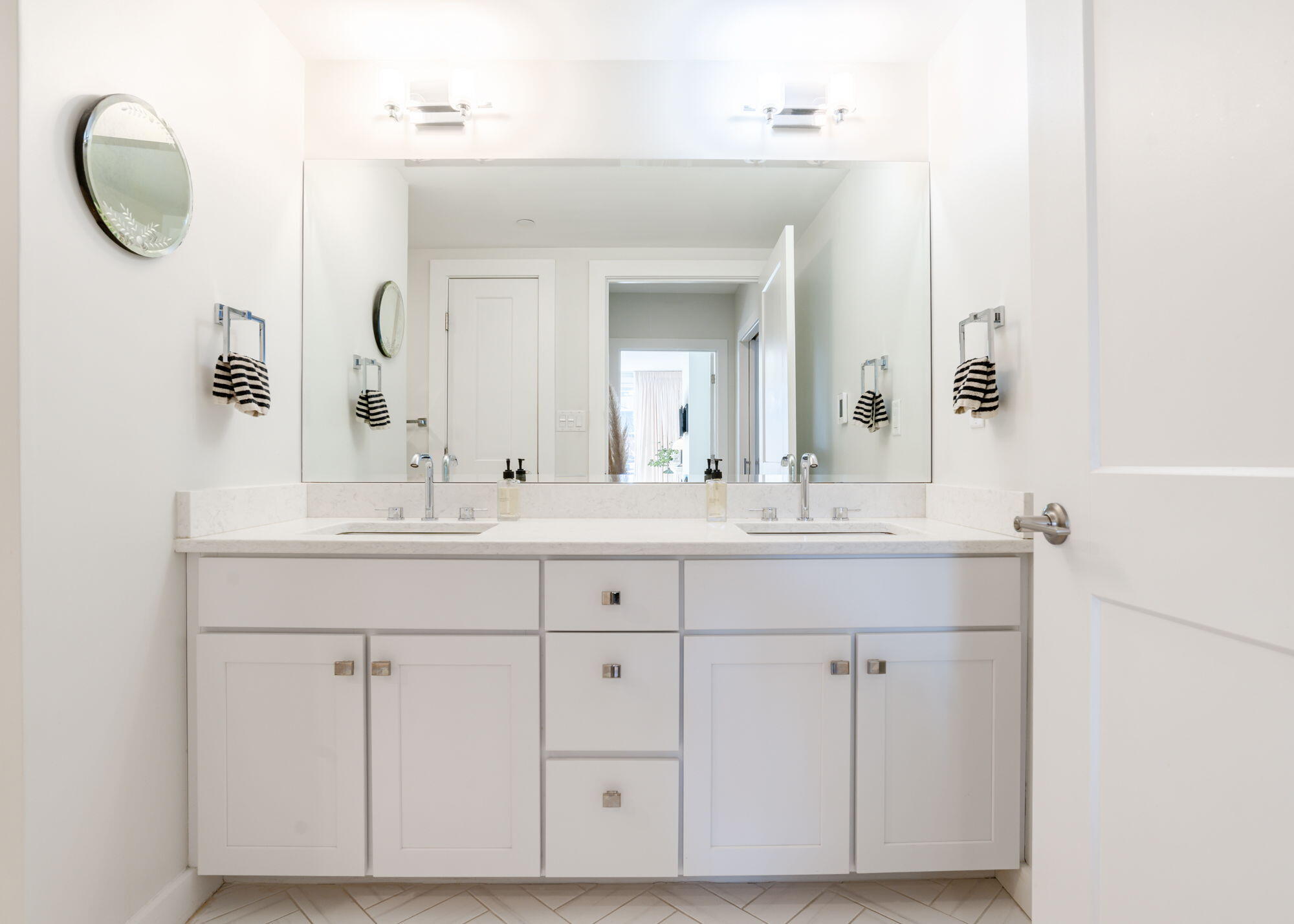 62 India Street UNIT 206, Portland, ME, 04101