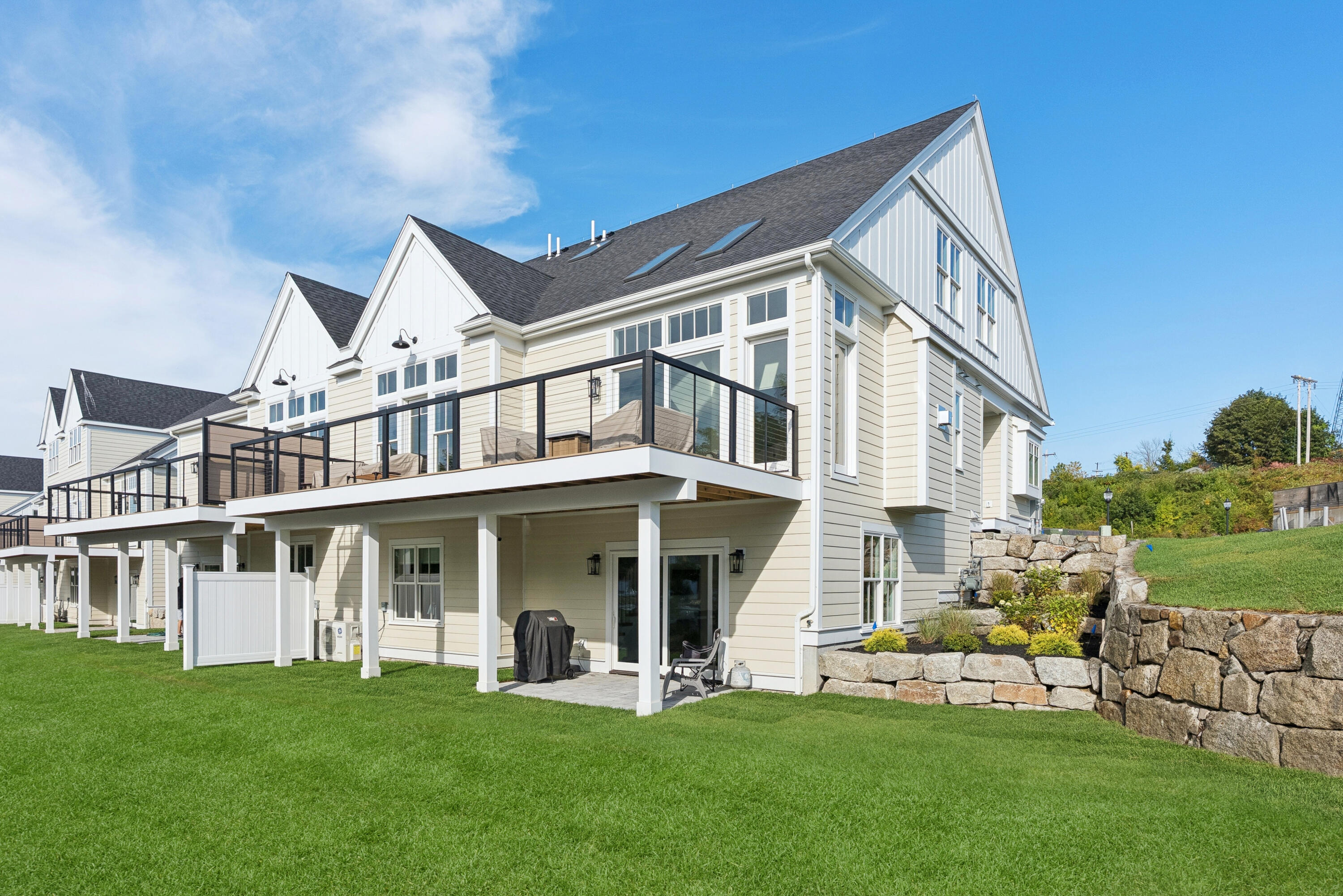 7 Isle Ave Avenue UNIT 101, Saco, ME, 04072