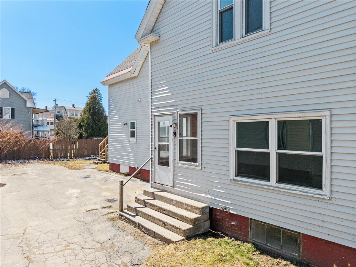 22 Ash Street, Waterville, ME, 04901