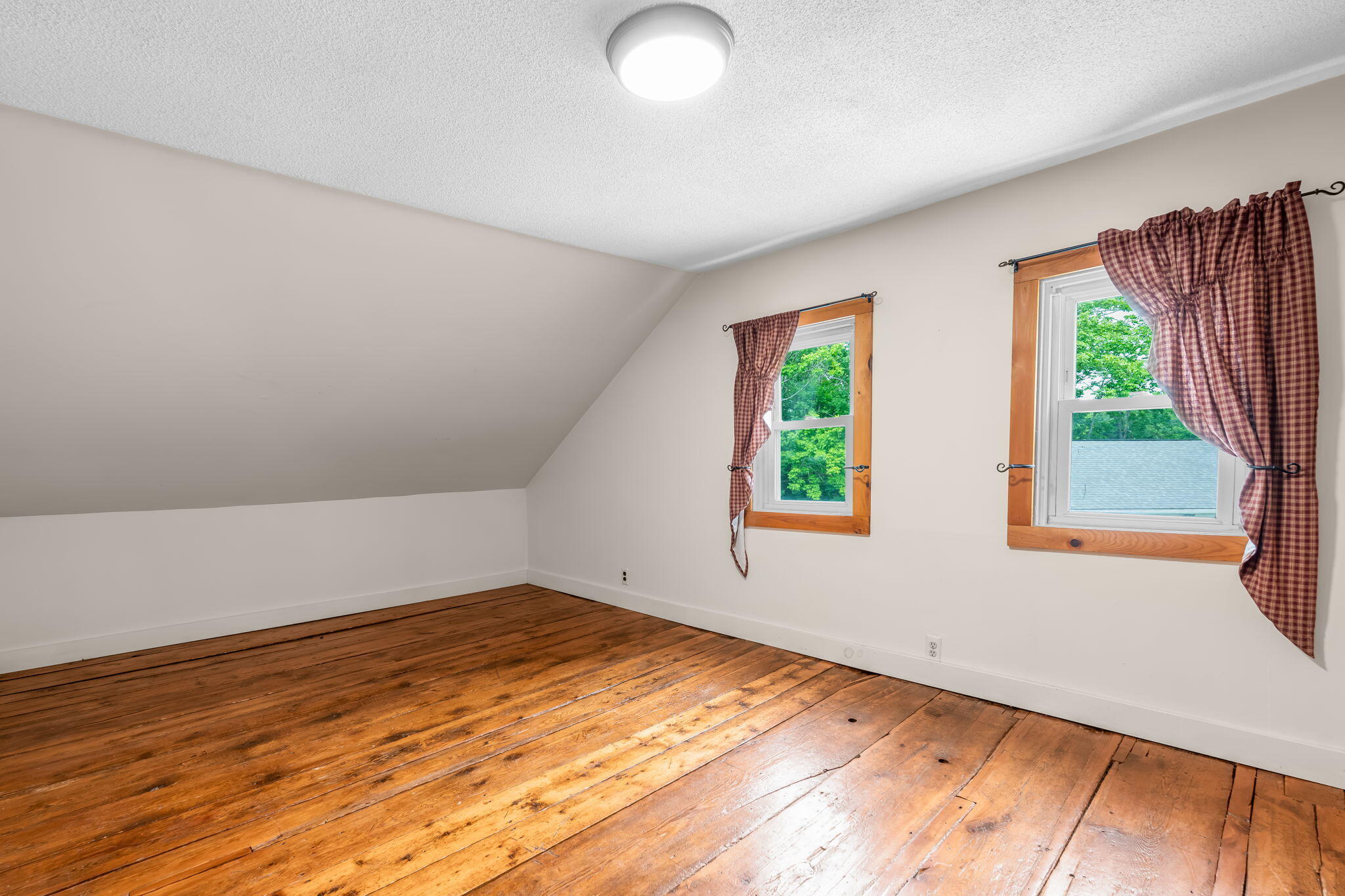 56-web-or-mls-335-upper-dedham-rd
