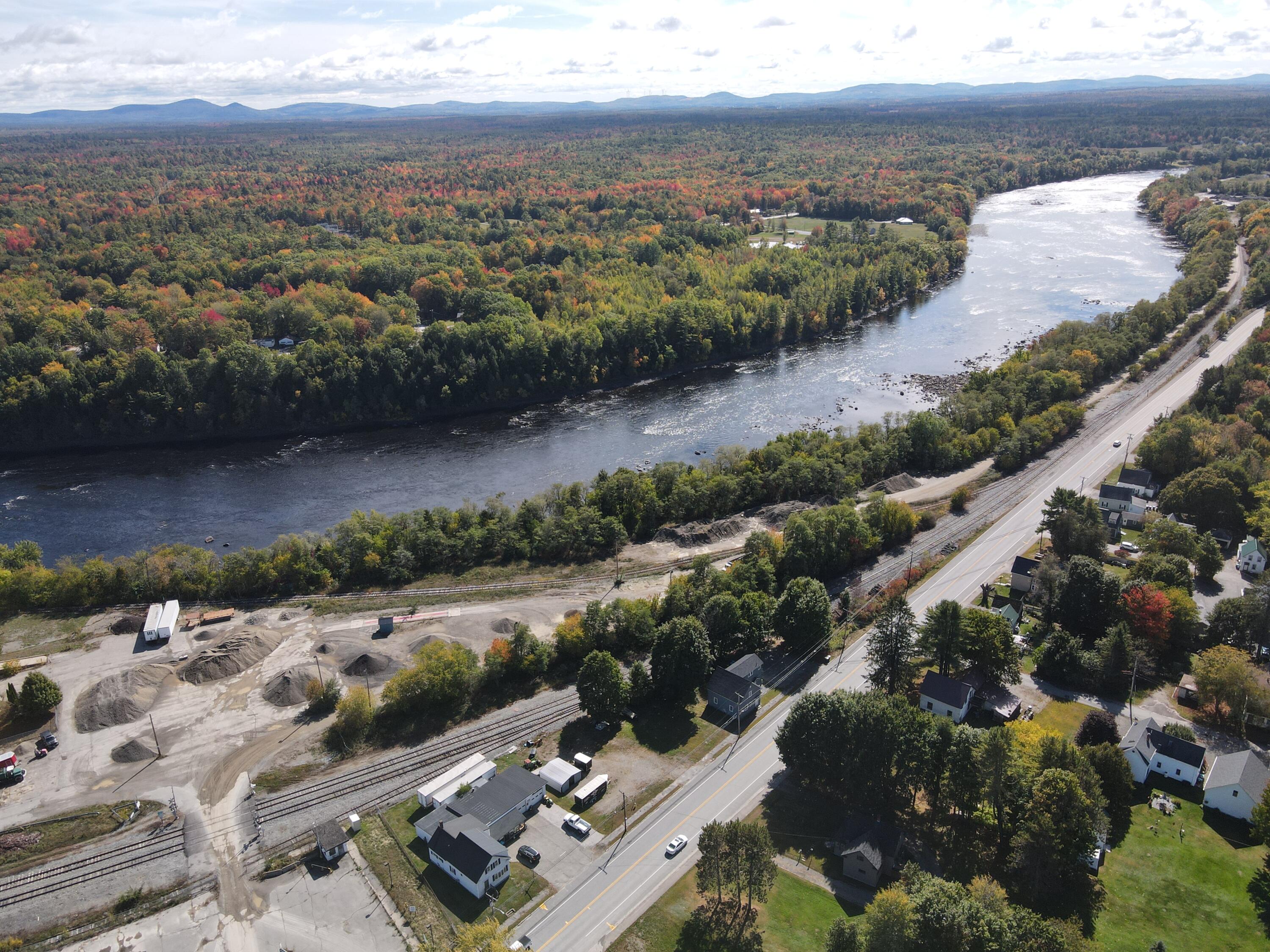 916 Main Street, Old Town, ME, 04468