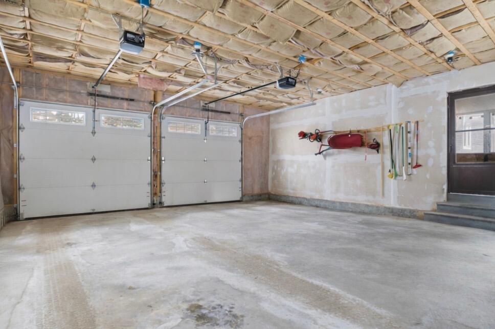 15 Monroe Drive, Naples, ME, 04055