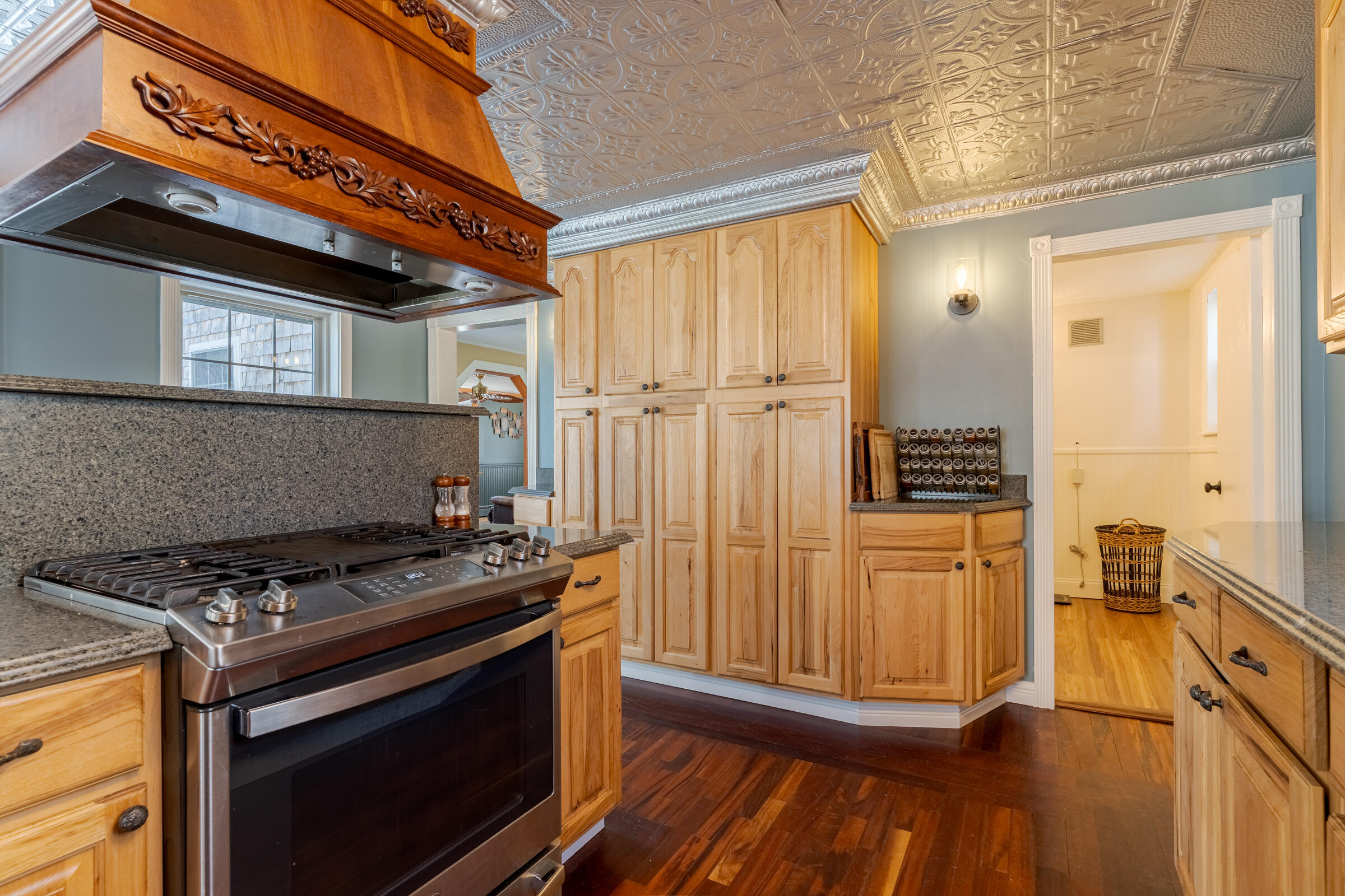 8 Park Avenue, Saco, ME, 04072