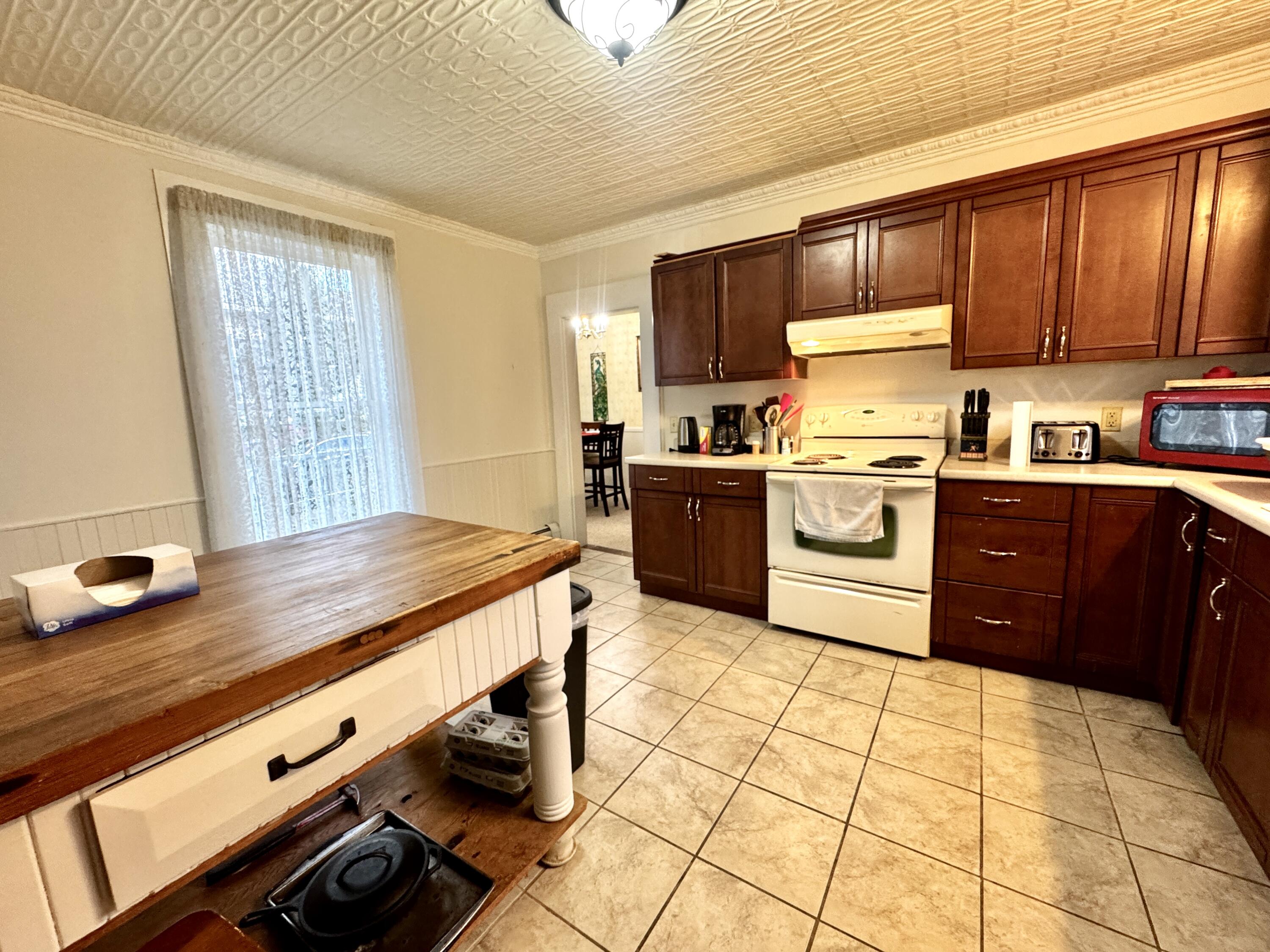 704 Main Street, Calais, ME, 04619