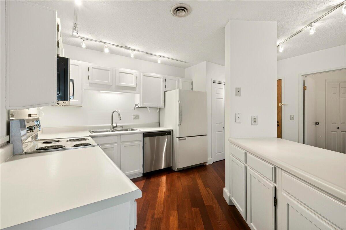 112 Franklin Street, #D6, Bangor, ME 04401 05-112 Franklin St_D6-4