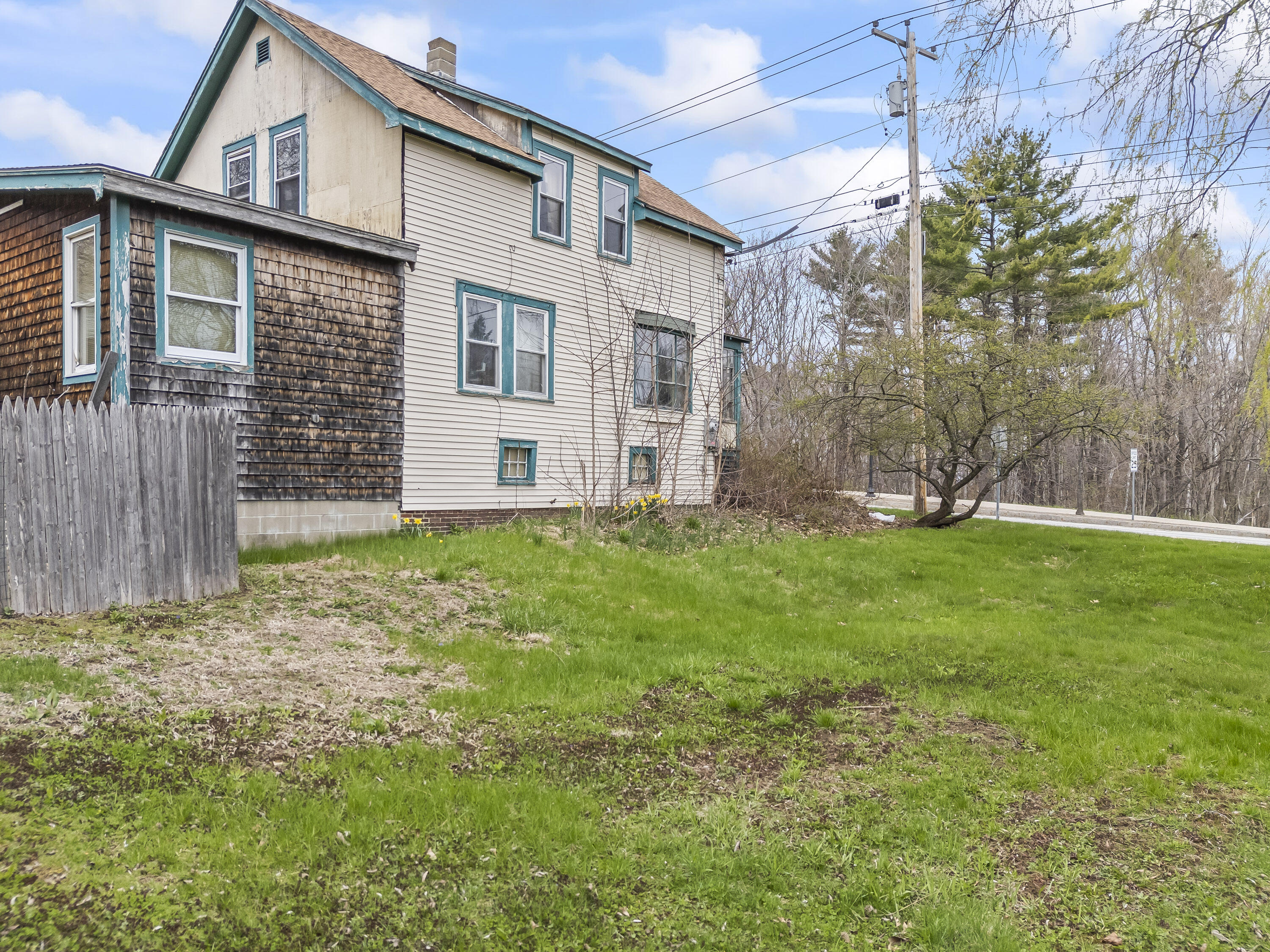 24 Park Avenue, Auburn, ME, 04210