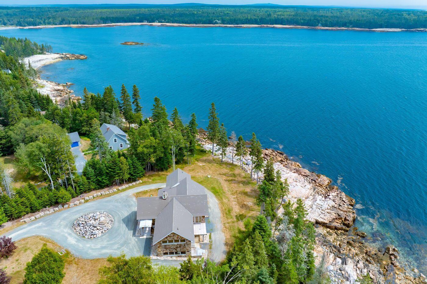 131 Lighthouse Point Road, Gouldsboro, ME, 04607