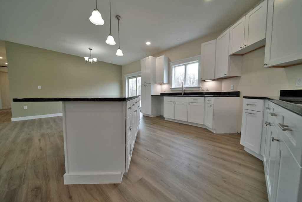 9 Lilac Lane, Houlton, ME, 04730