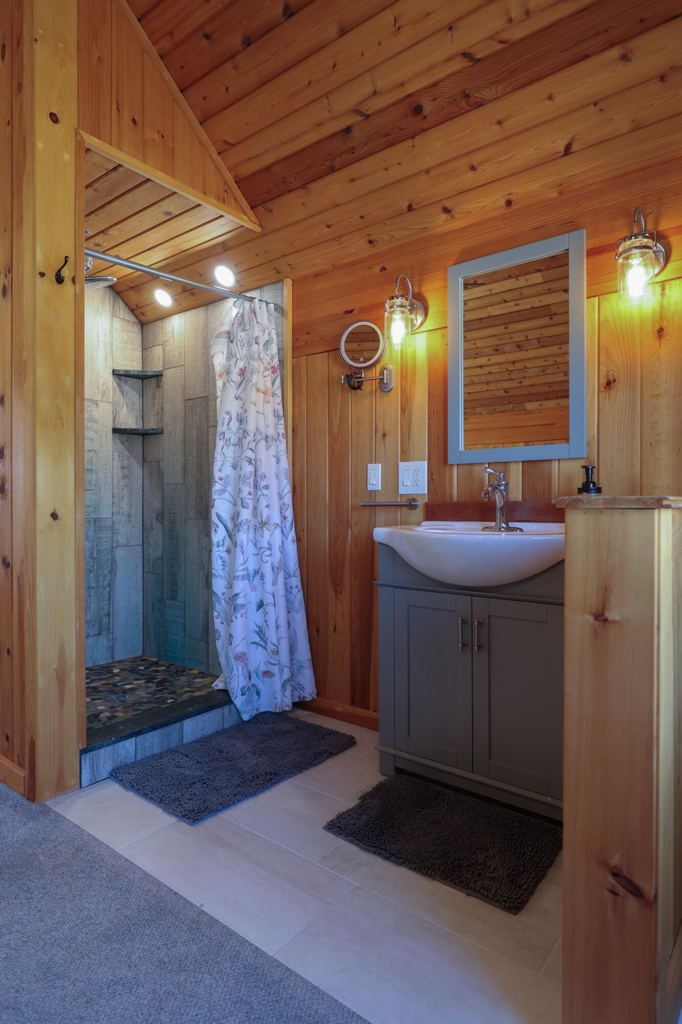 28 City Point Road, Vinalhaven, ME, 04863