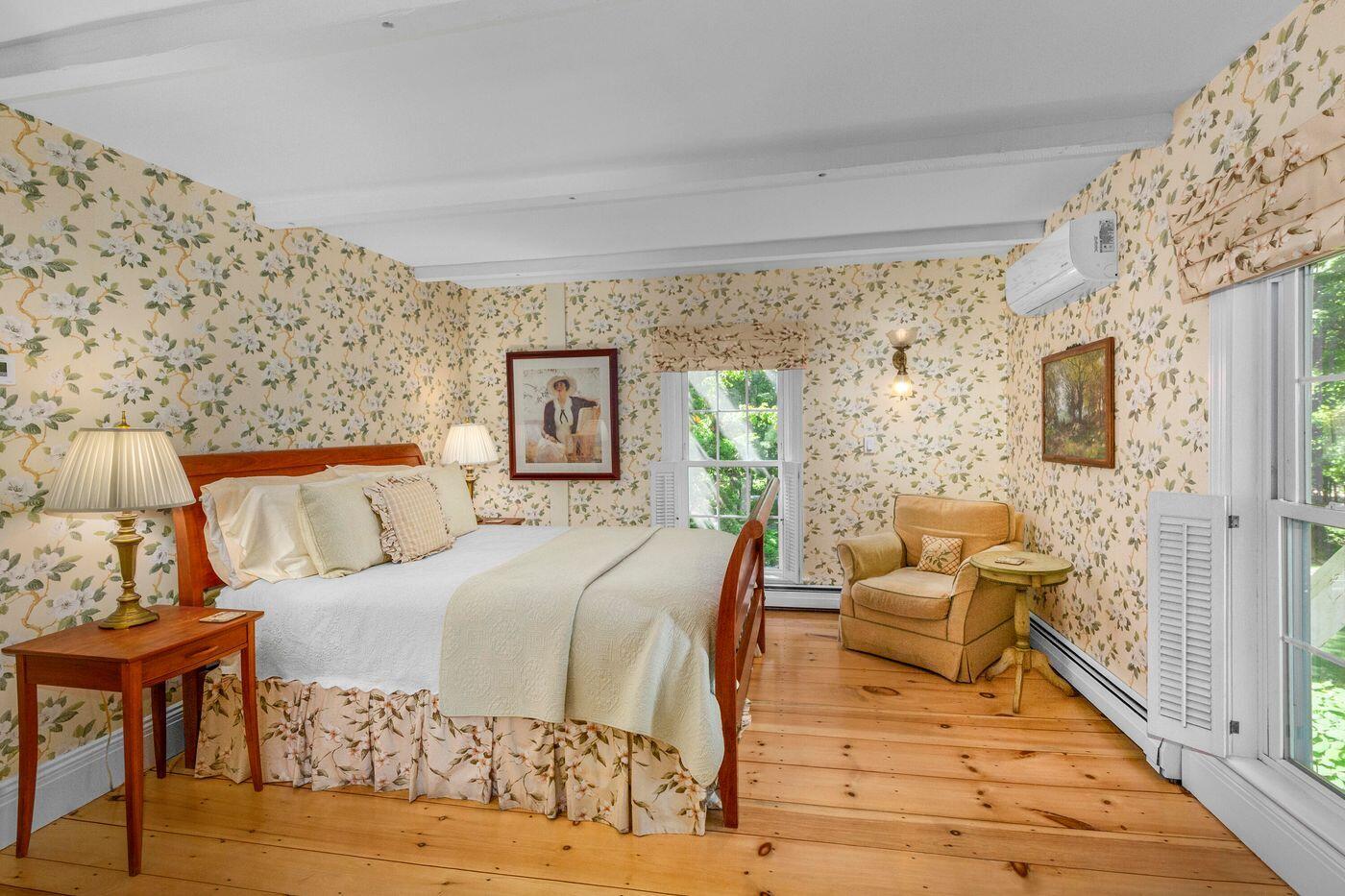 22 High Street, Camden, ME, 04843