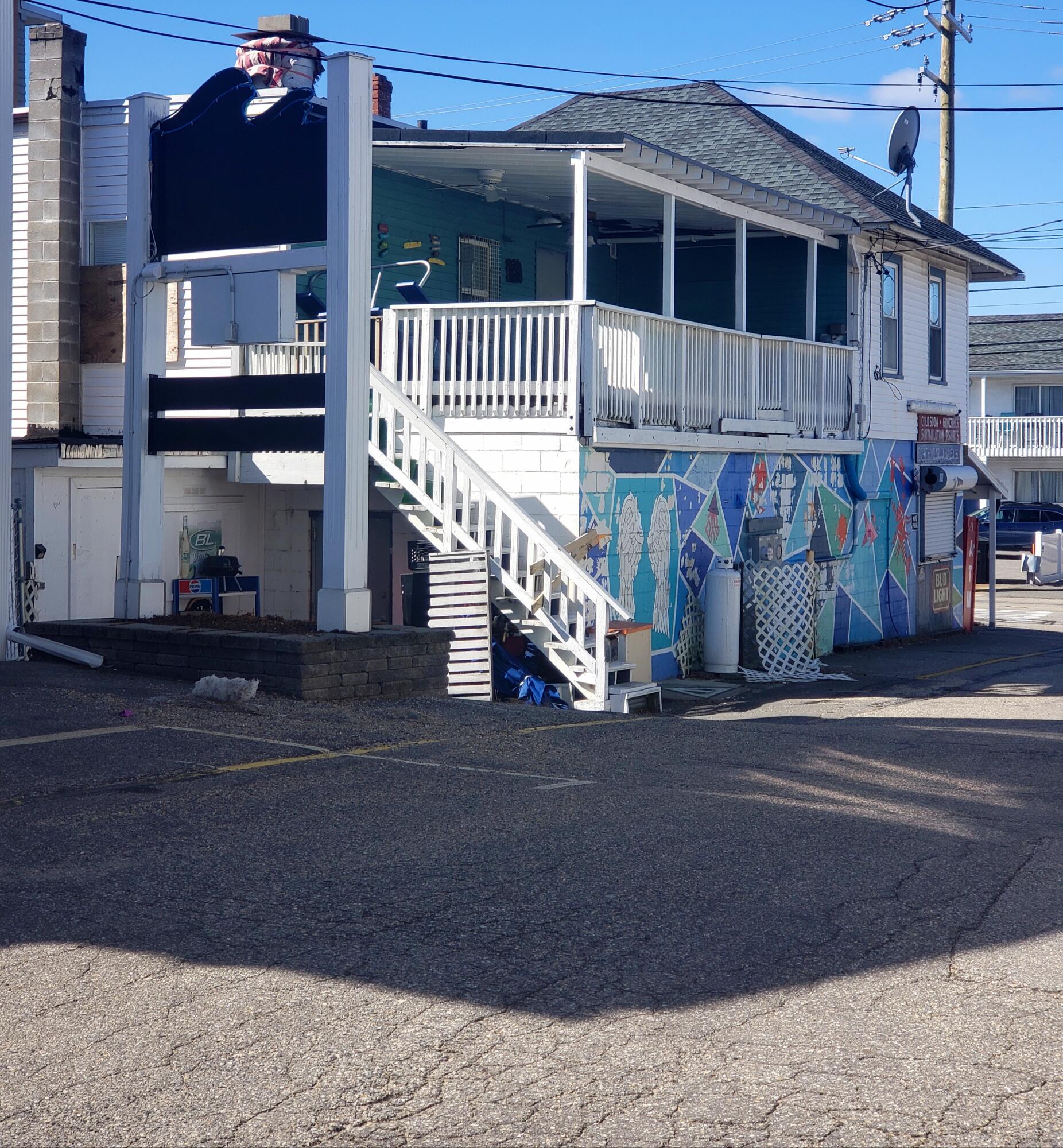 57 E Grand Avenue, Old Orchard Beach, ME, 04064