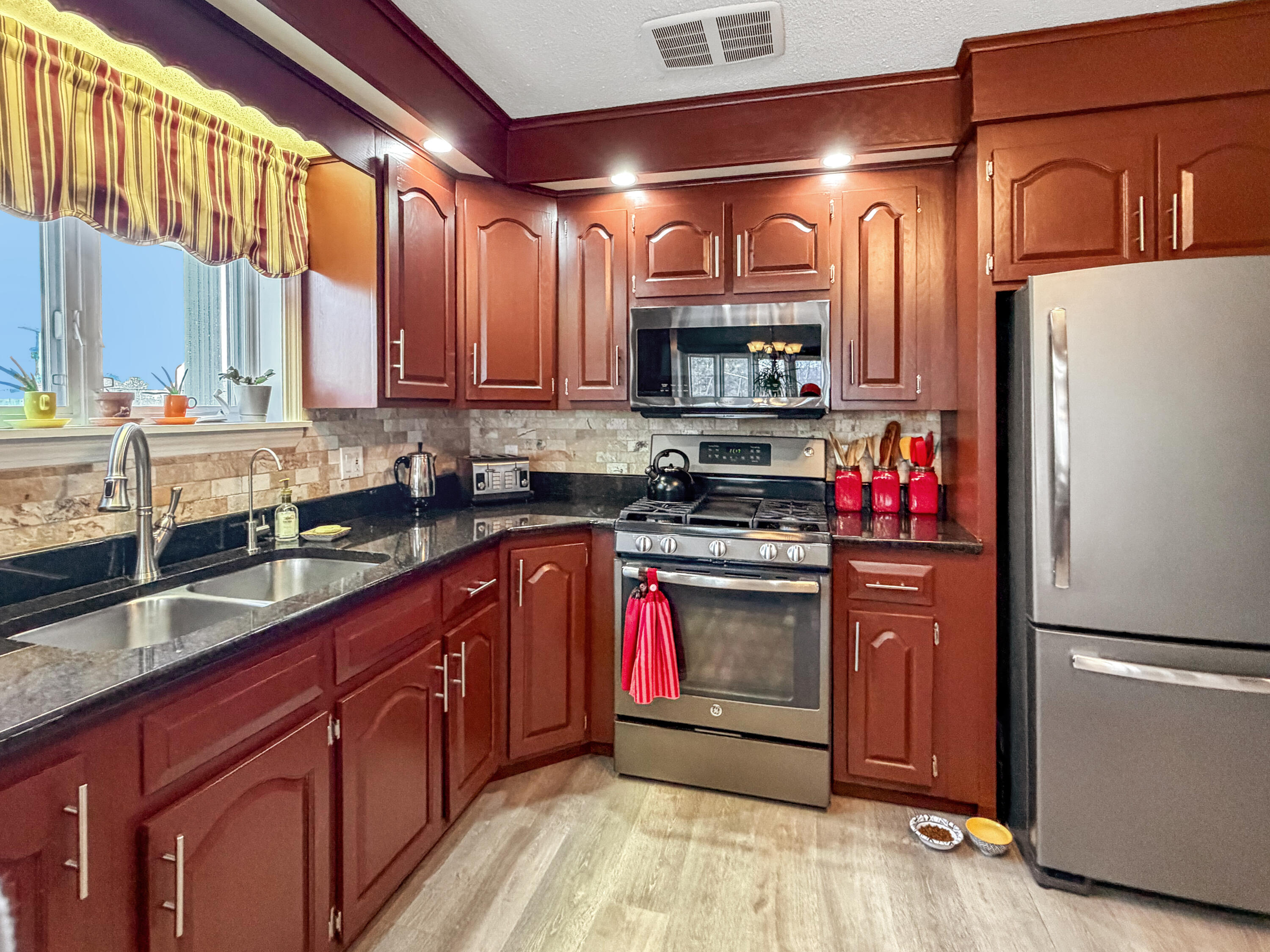 117 25th Avenue, Madawaska, ME, 04756