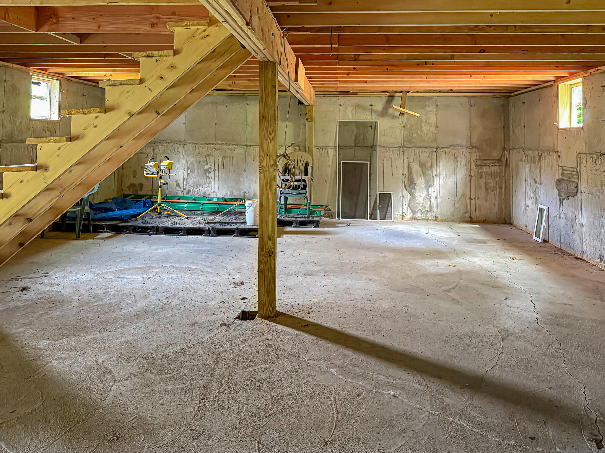 131 Bateman Lane, Byron, ME, 04275