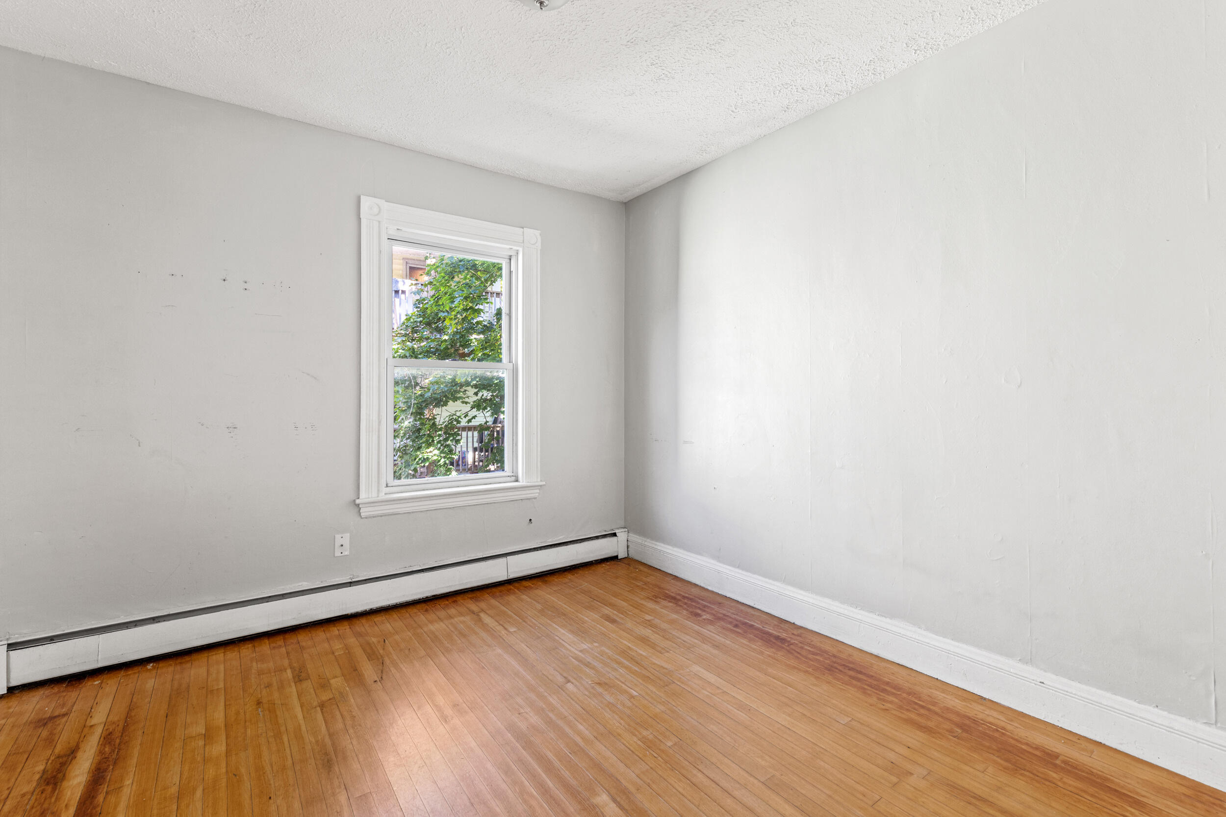 174 Bartlett Street, Lewiston, ME, 04240