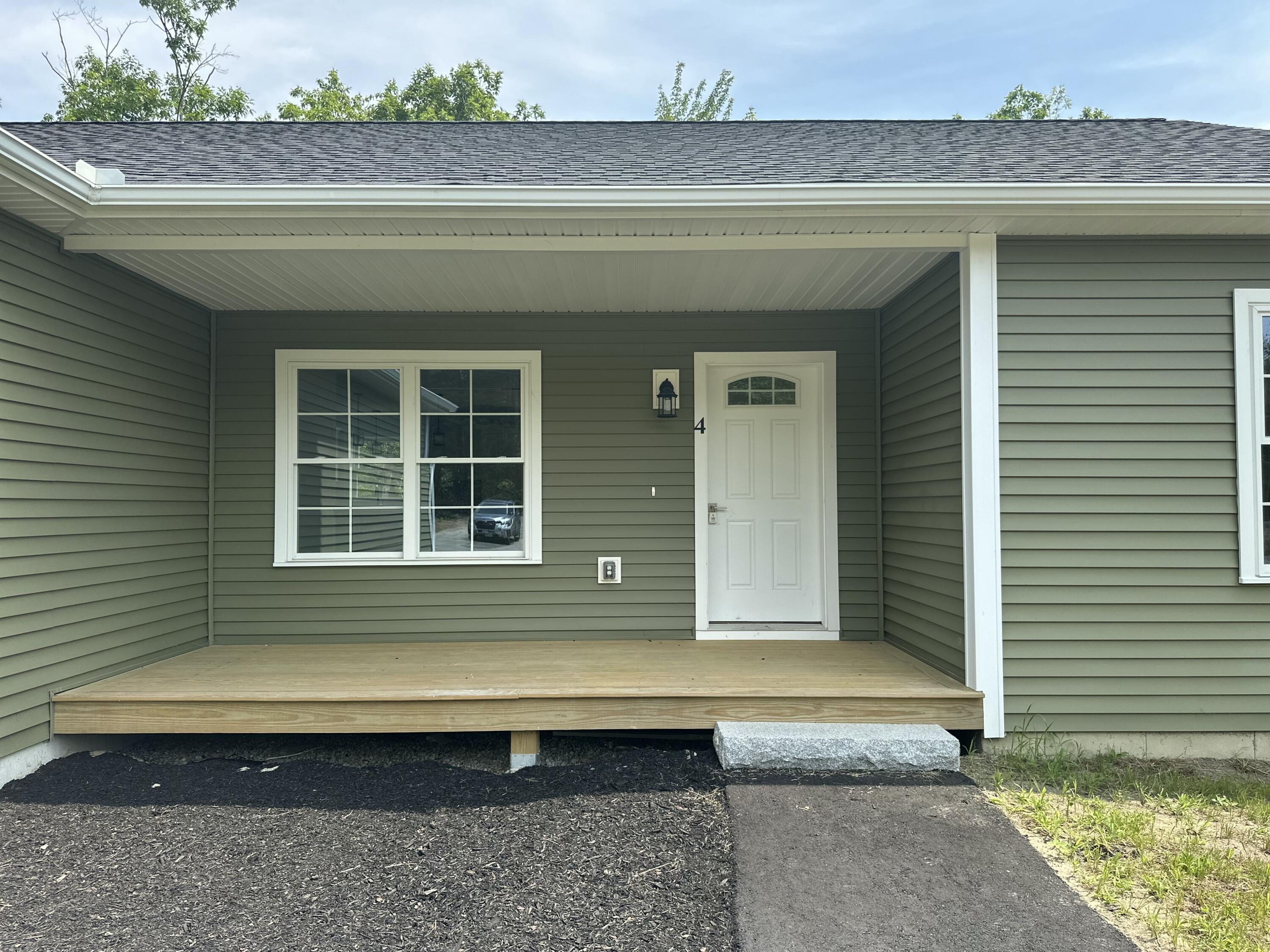 4 Lochview Drive, Lewiston, ME, 04240