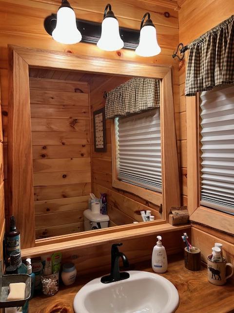 60 Riley Road, Mexico, ME, 04257