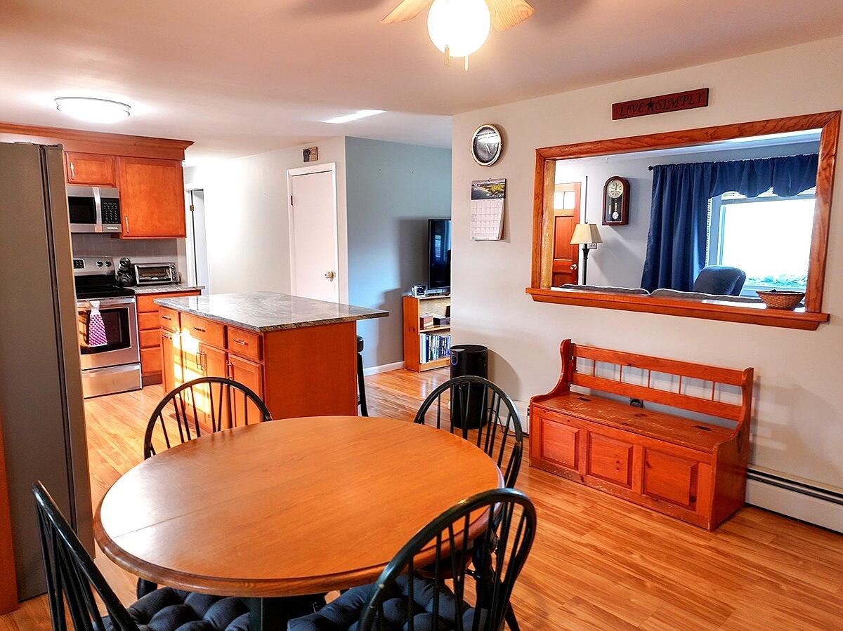 32 Lawn Avenue, Gorham, ME, 04038