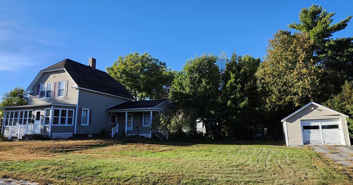 17 Bates Street, Millinocket, ME, 04462