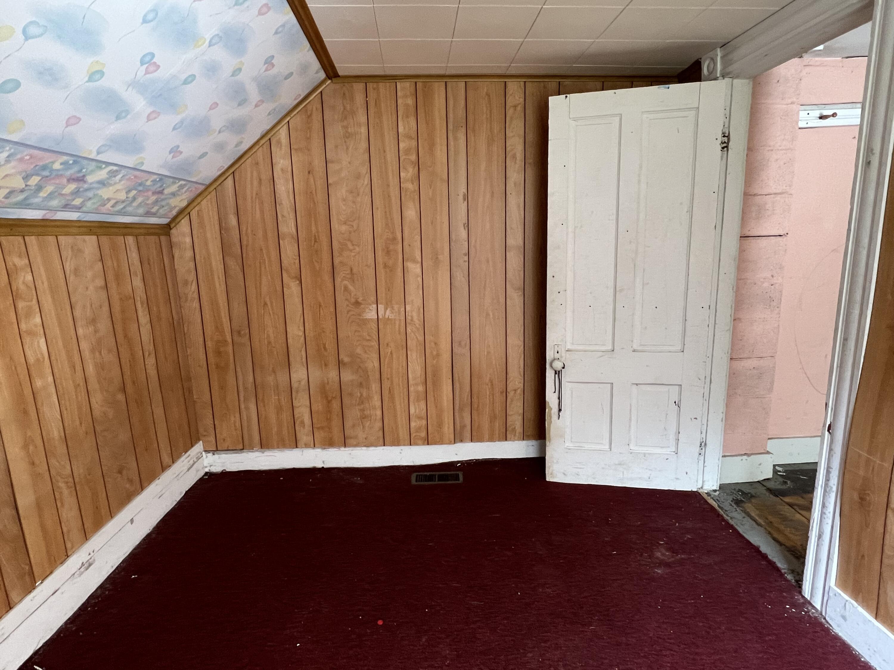 26 S Railroad Street, Roxbury, ME, 04275