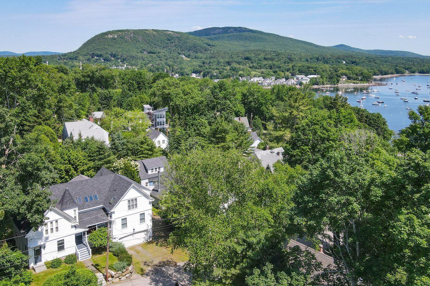 325 Concord Lane, Wakefield, NH, 03830