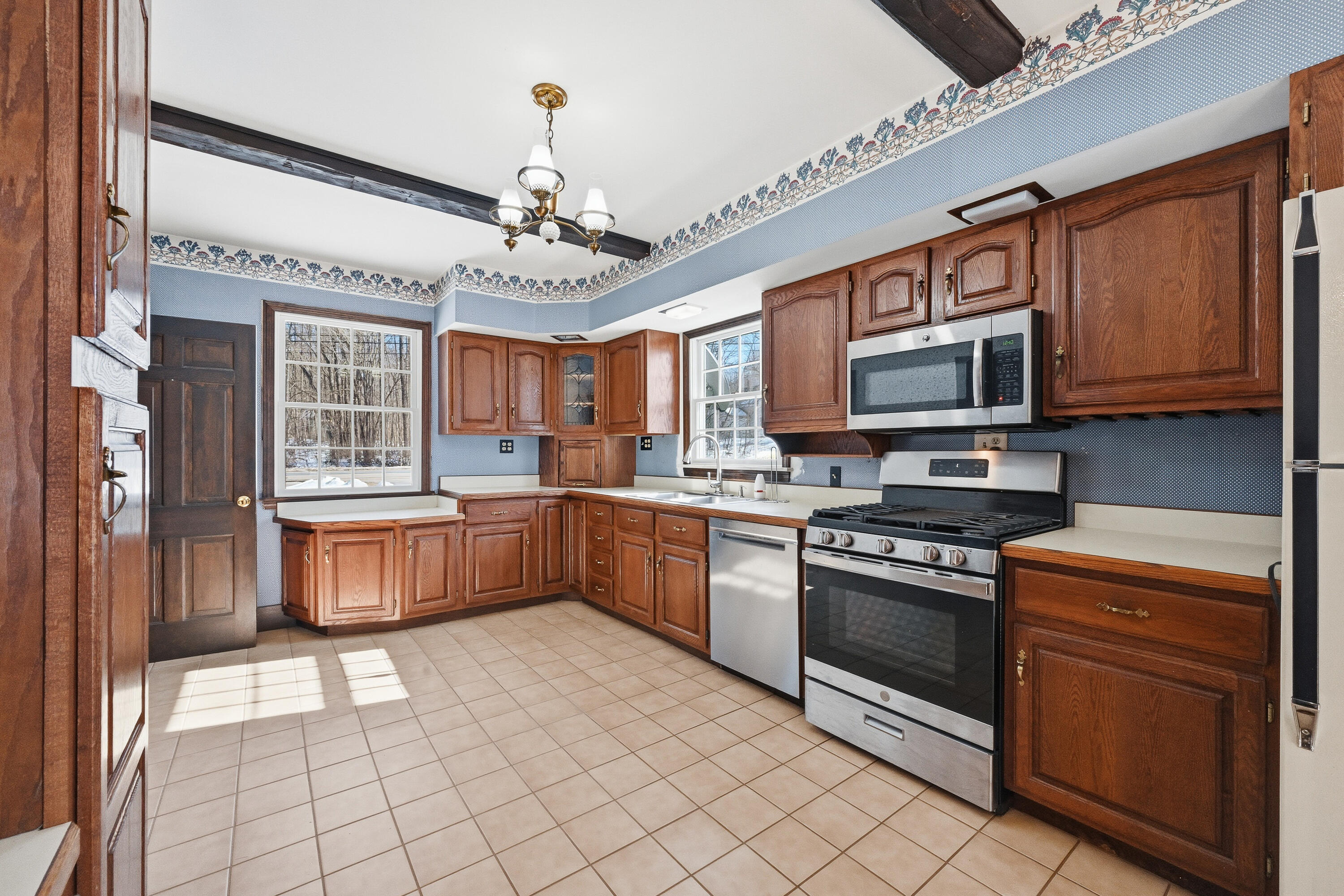 1210 Lakeview Drive UNIT 2, China, ME, 04358