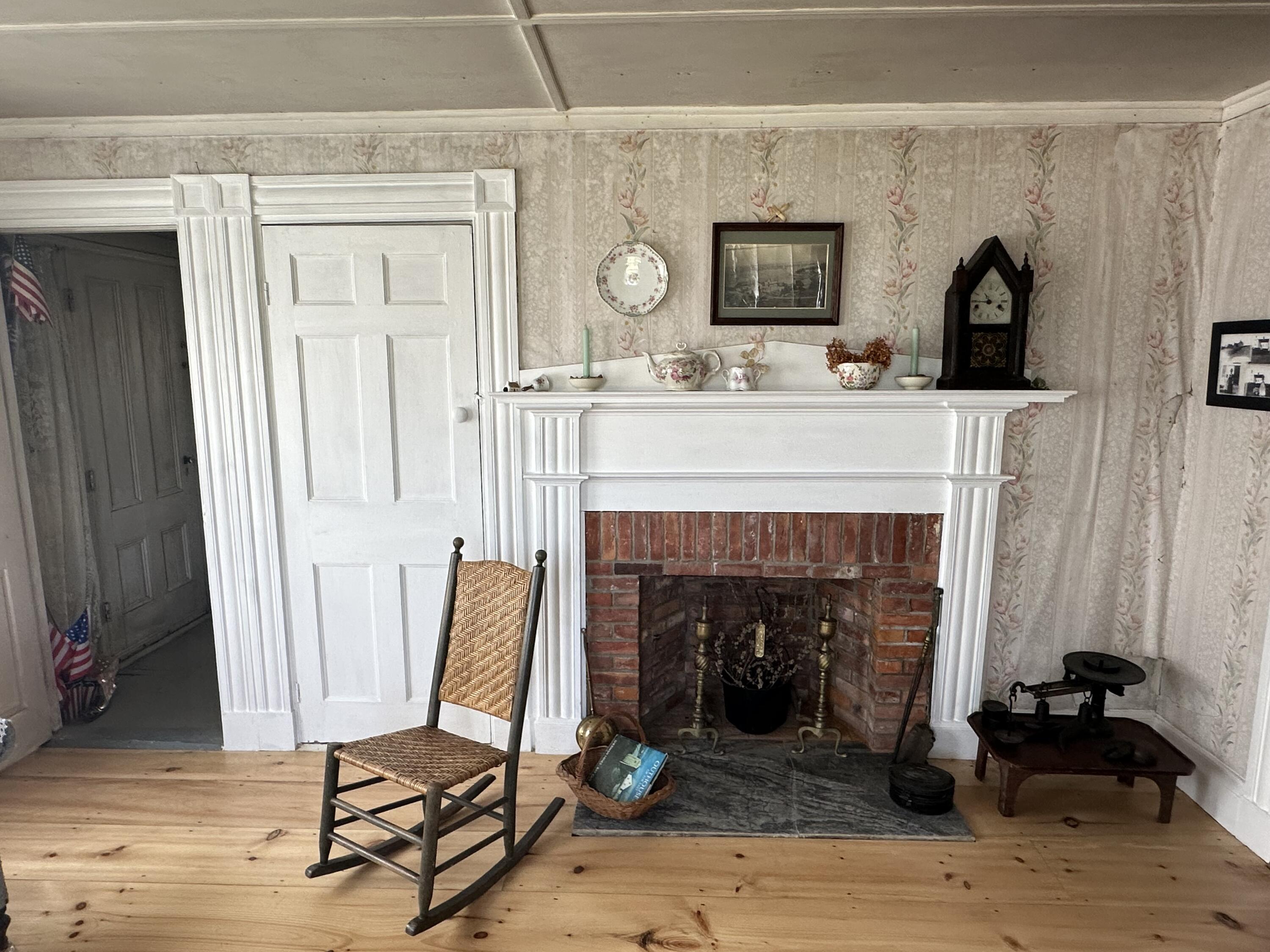 3 SOUTH Road, Matinicus Isle Plt, ME, 04851