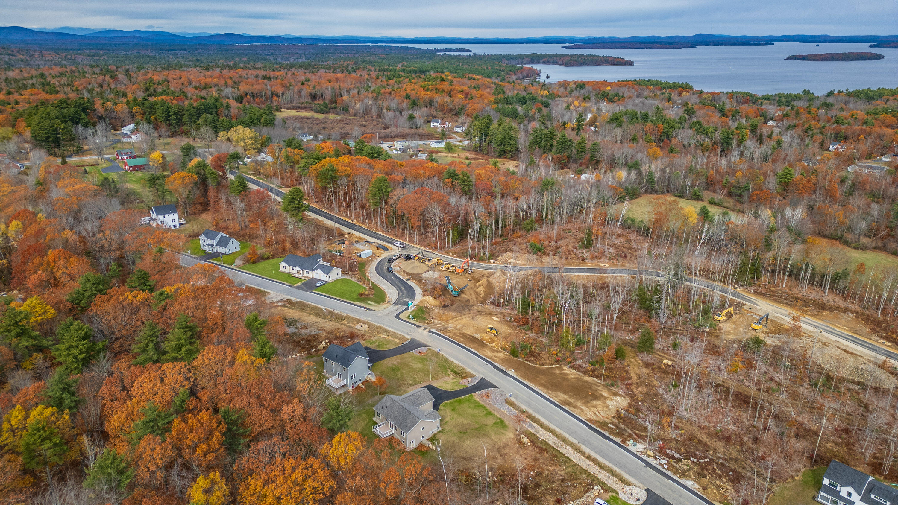 33 Woodbrey Lane, Standish, ME, 04084