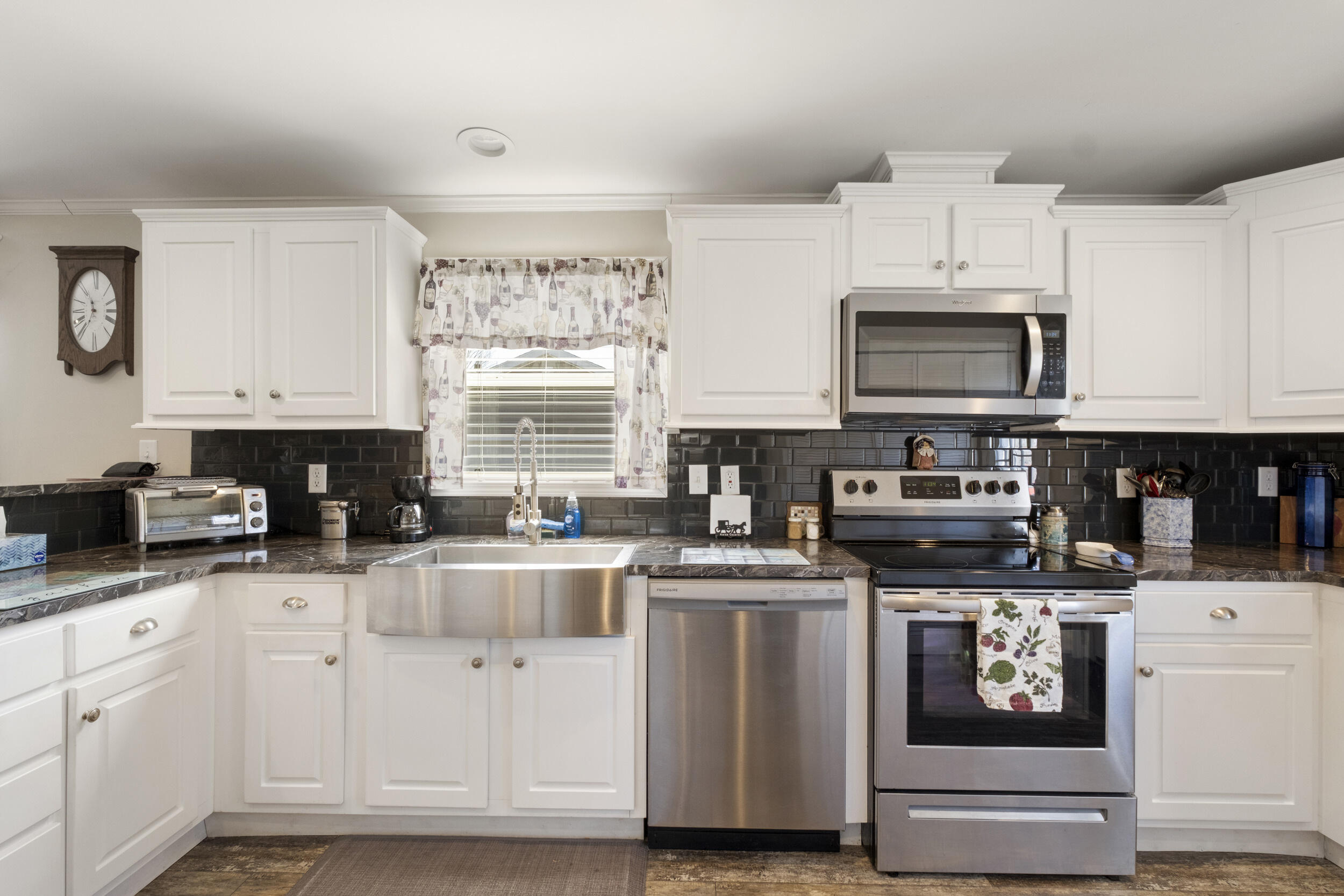 1032 Main Street, Vassalboro, ME, 04989