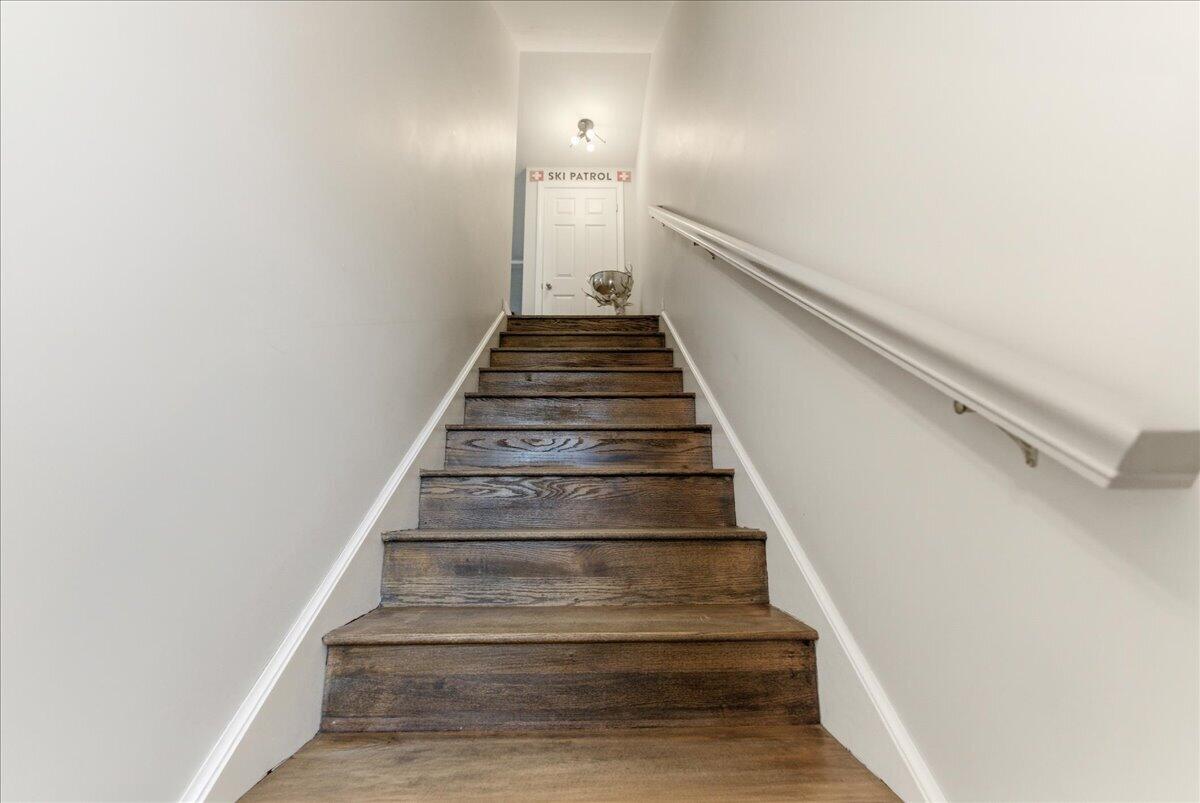 135 Vernon Street UNIT 8B, Bethel, ME, 04217