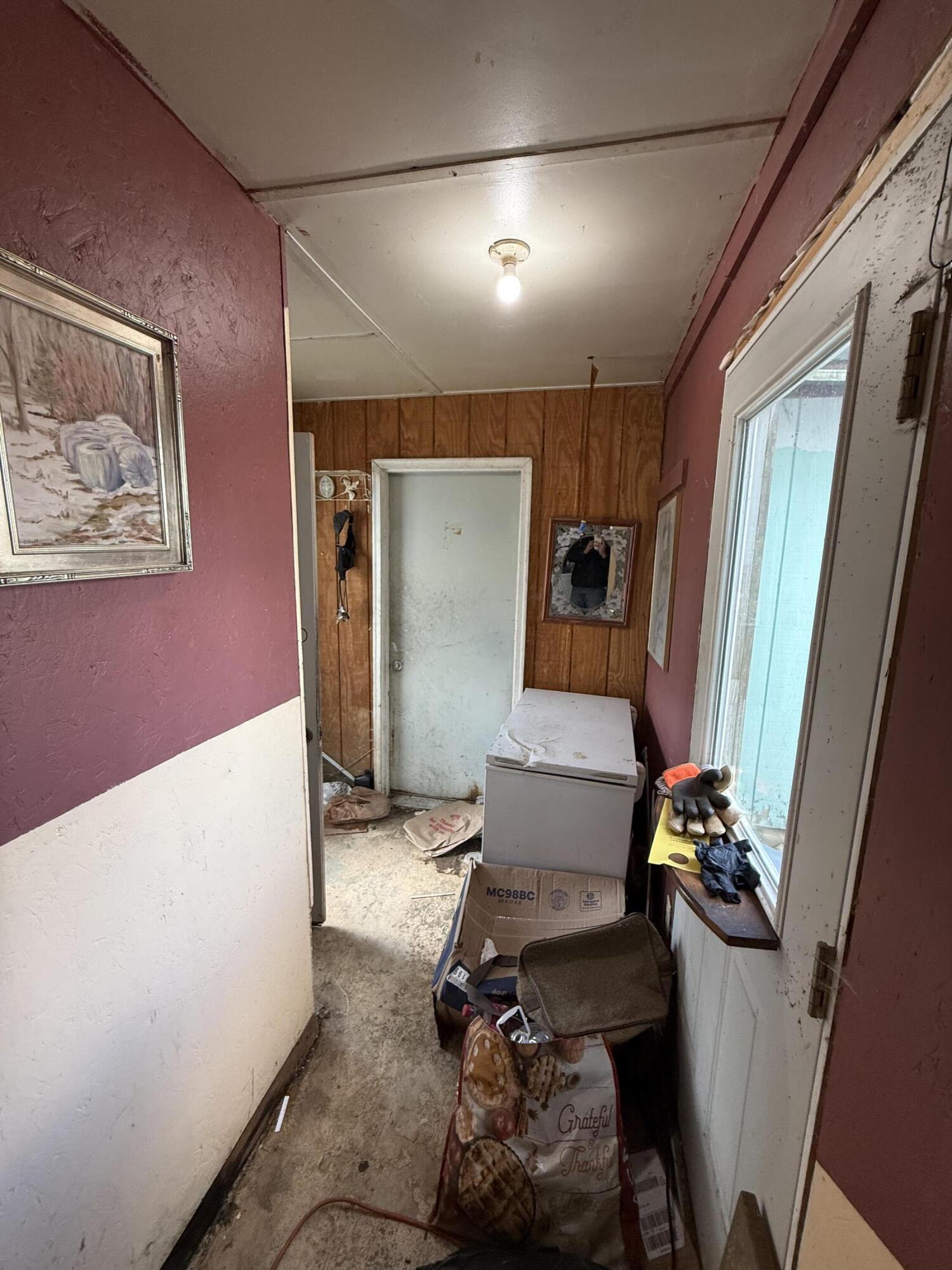 19 Perry Street, Lincoln, ME, 04457