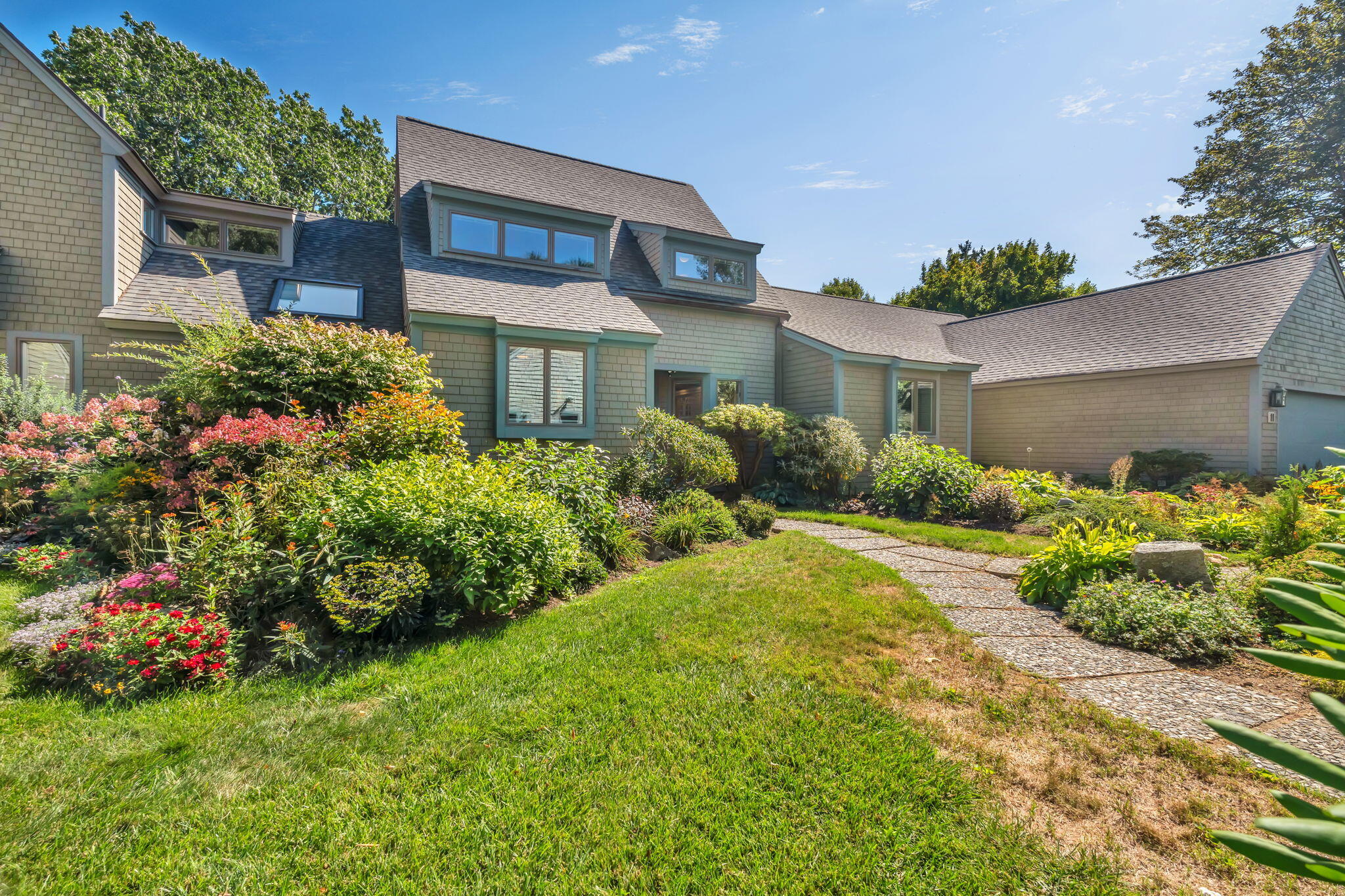 Photo of 9 Jameson Point Road #9 Rockland ME 04841