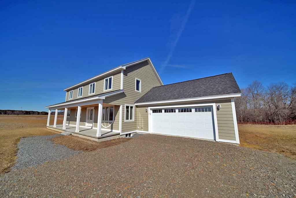 15 Lilac Lane, Houlton, ME, 04730