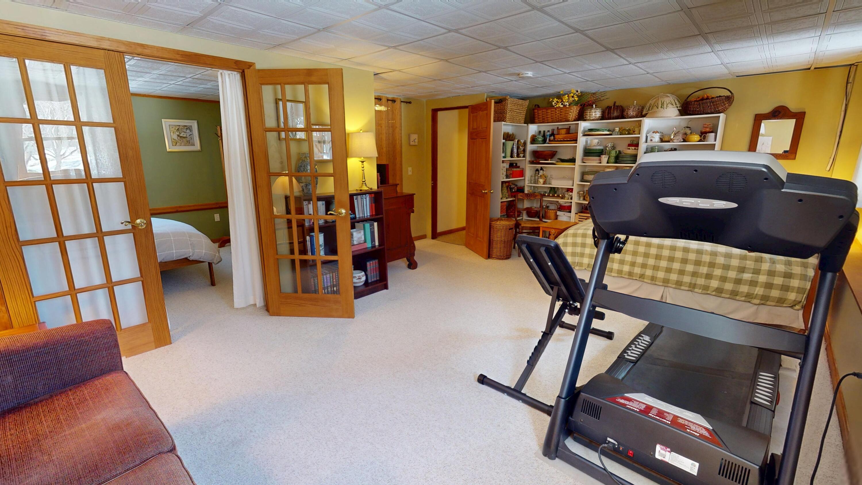 1013 Sunset Avenue, Glenburn, ME, 04401