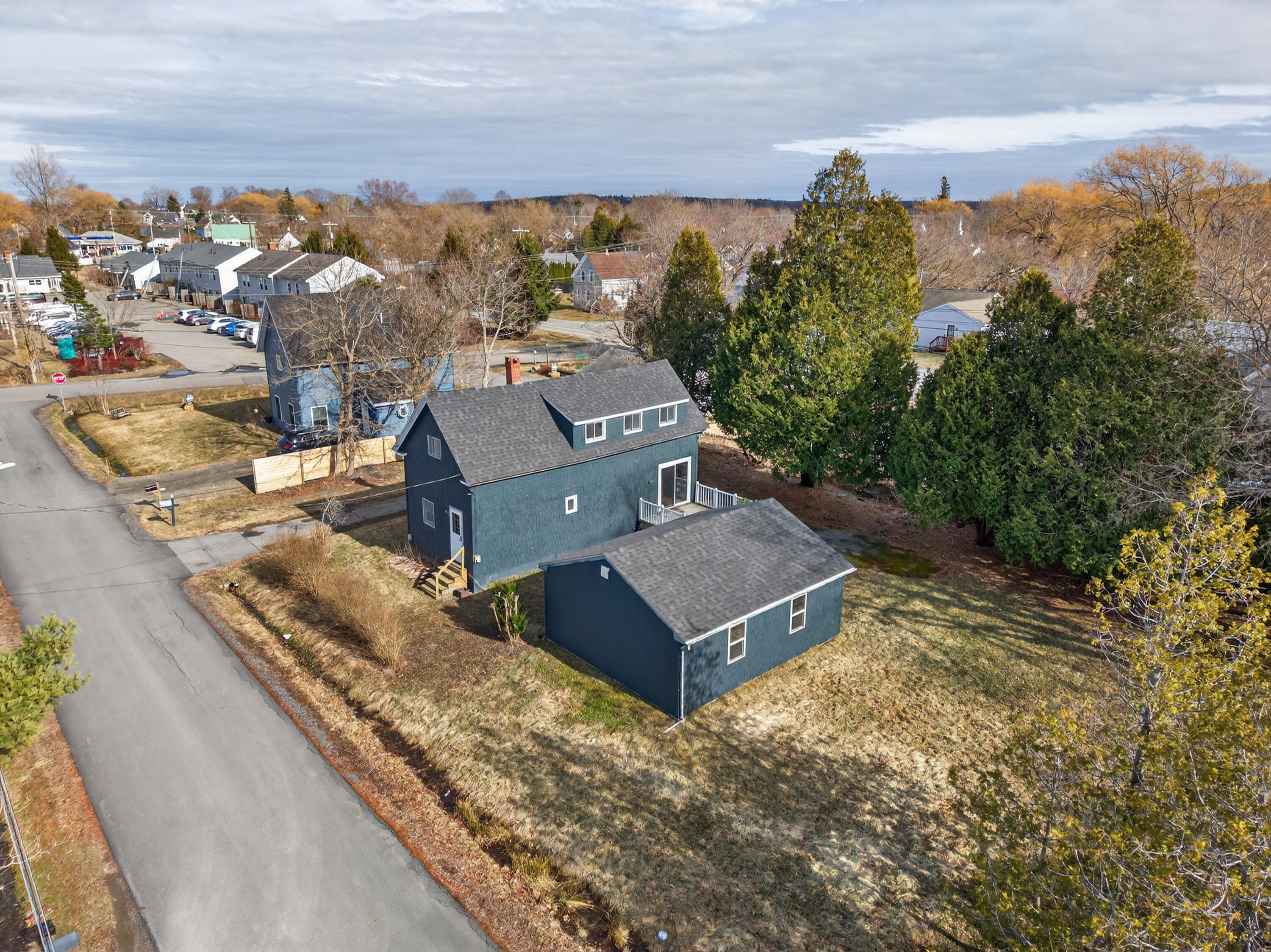 8 Autumn Street, Rockland, ME, 04841