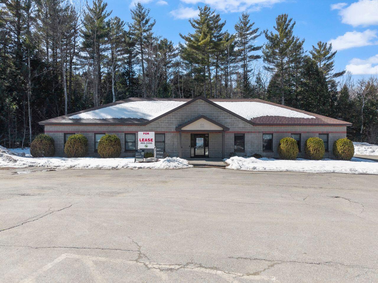 11 Evergreen Drive, Oakland, ME, 04963