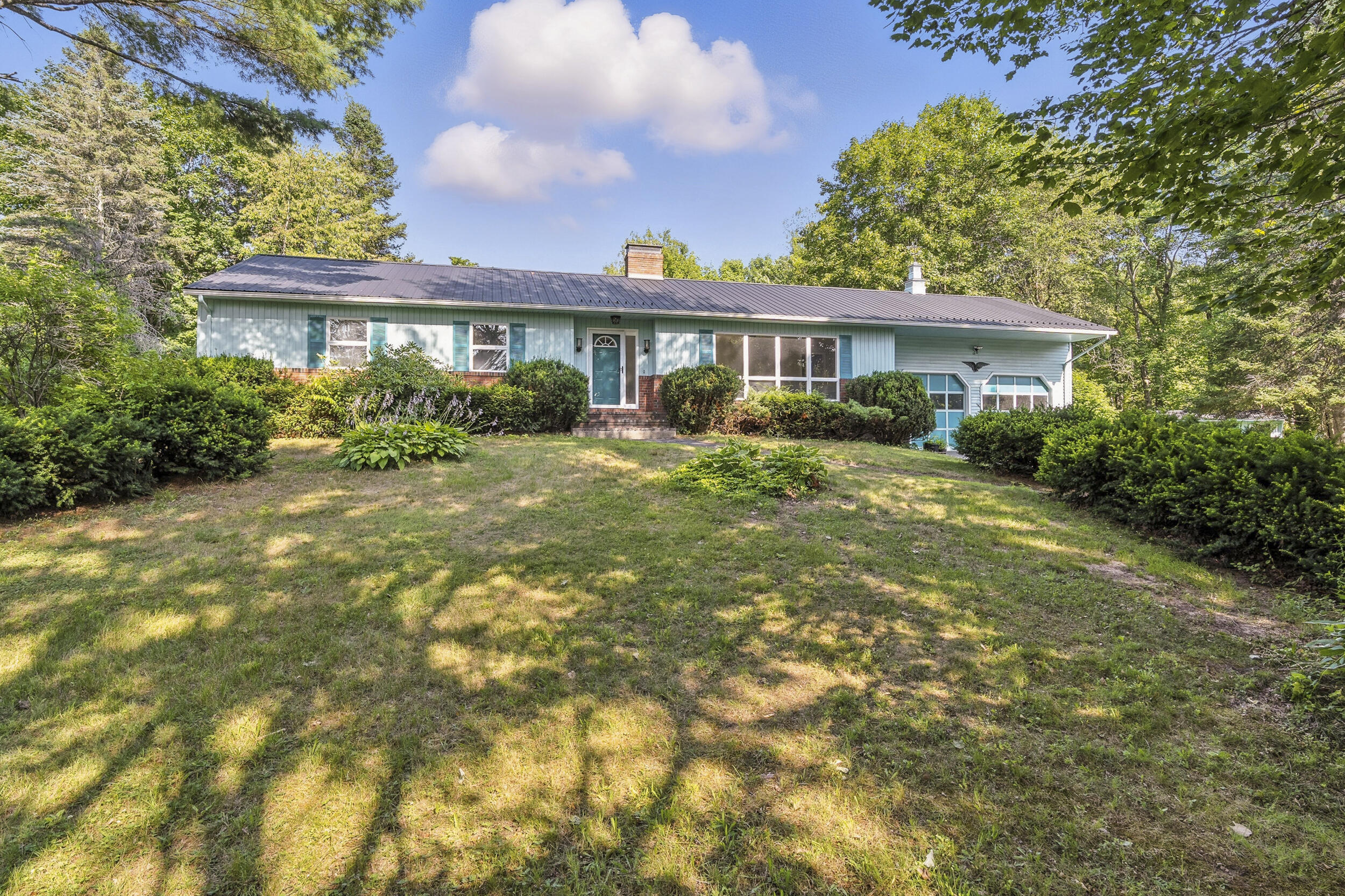 18 Martin Heights, Raymond, ME, 04071