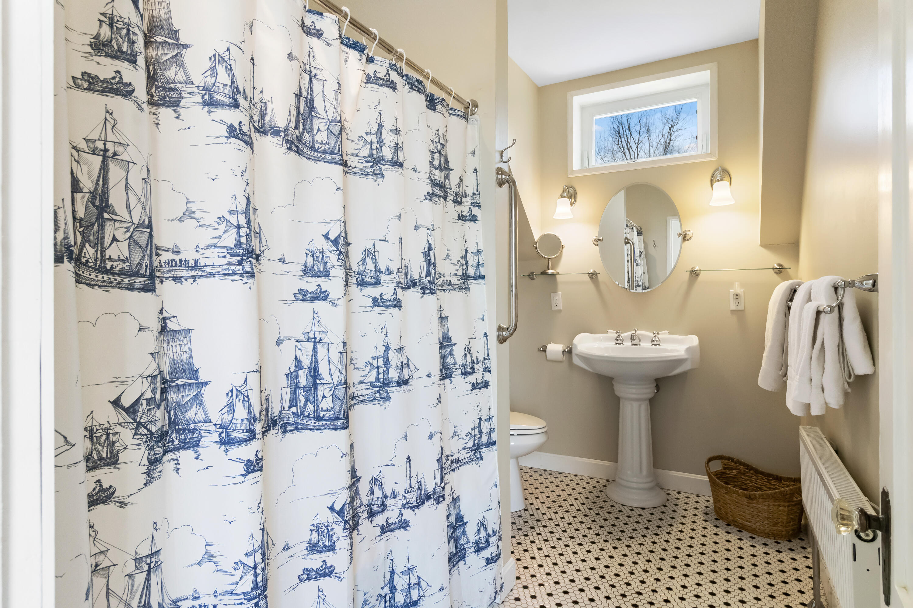 34 Mechanic Street, Rockland, ME, 04841
