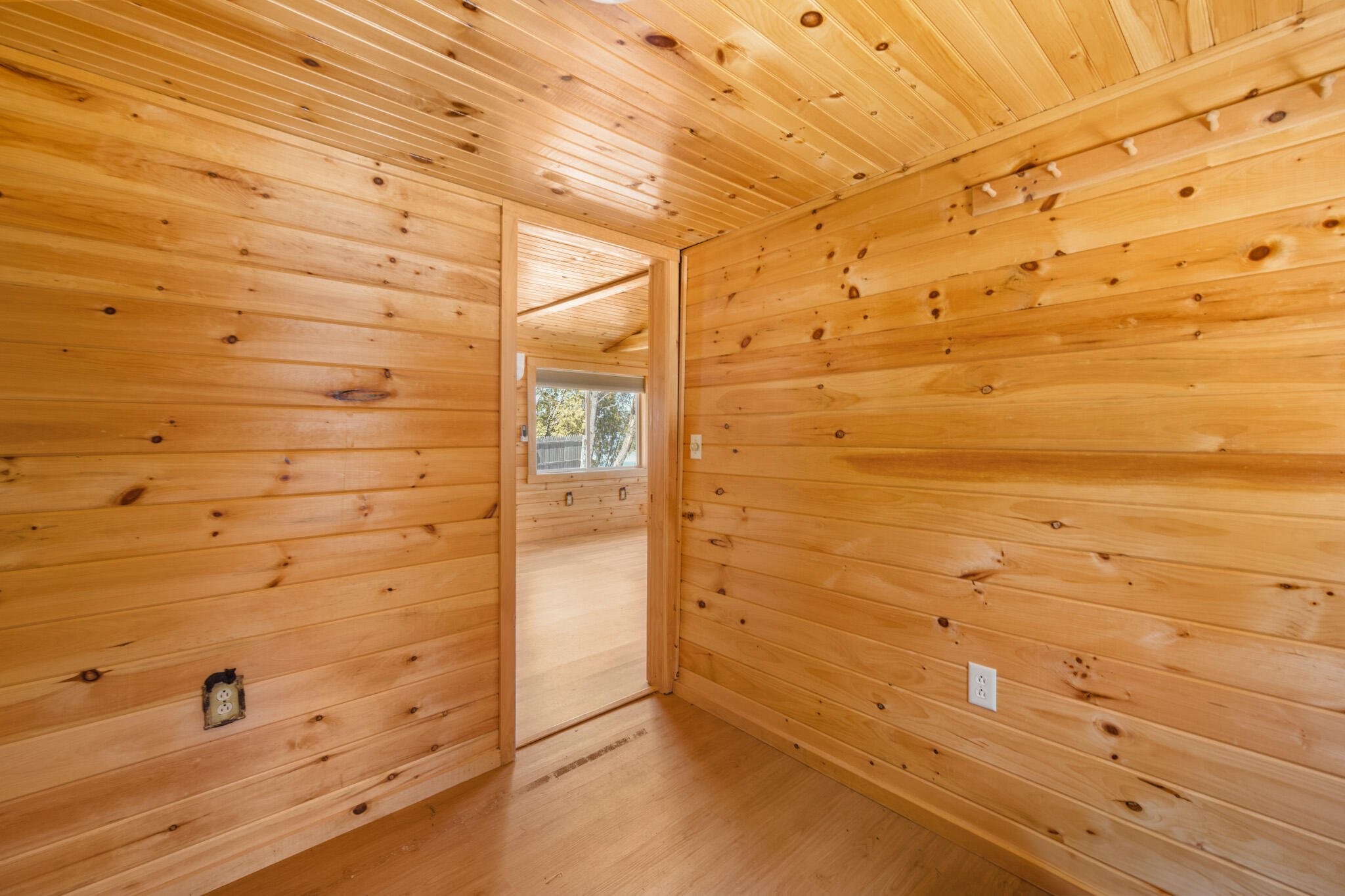 37 Petite Drive, Lincoln, ME, 04457