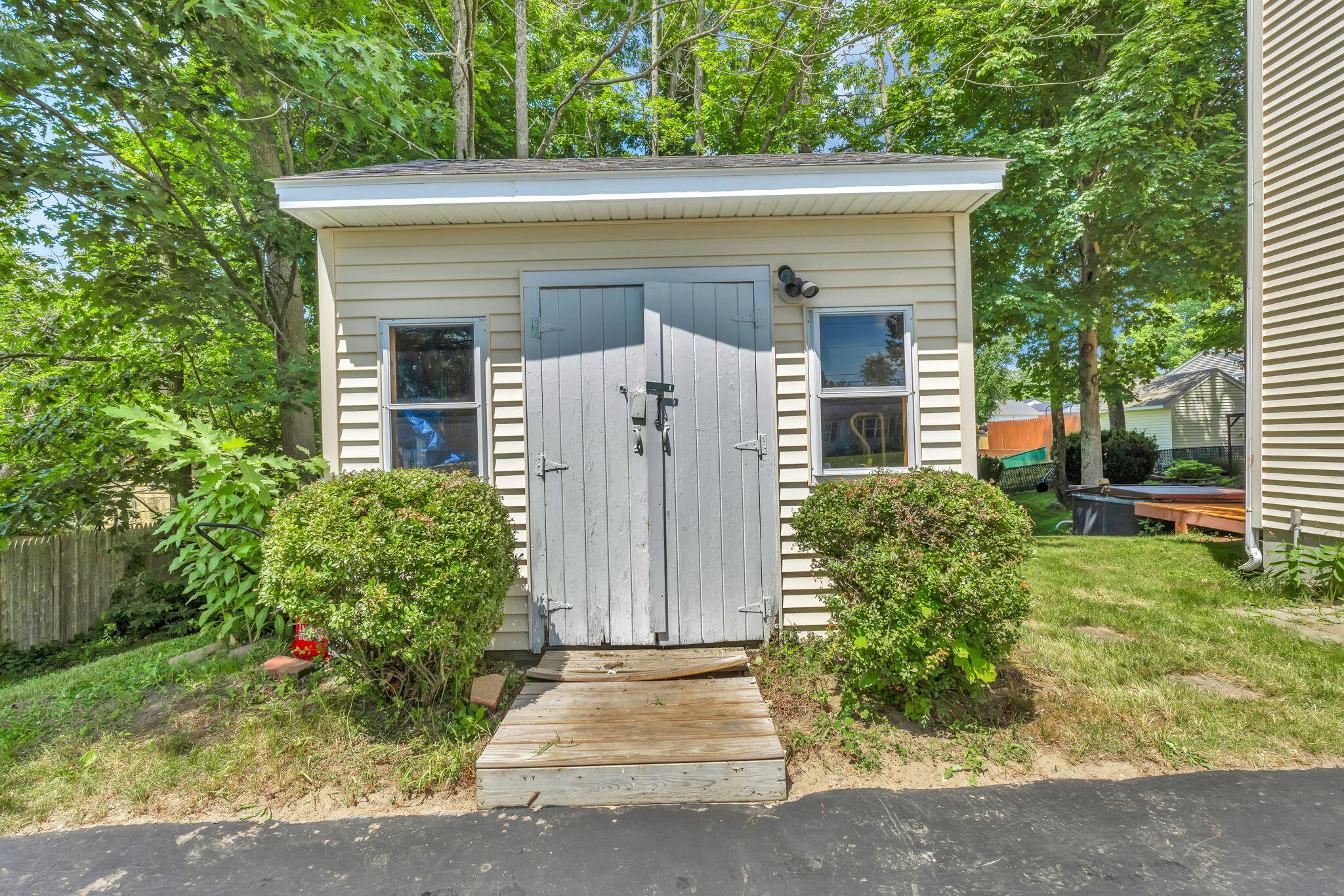 5 Chenault Street, Lewiston, ME 04240 46-web-or-mls-5-chenault-st
