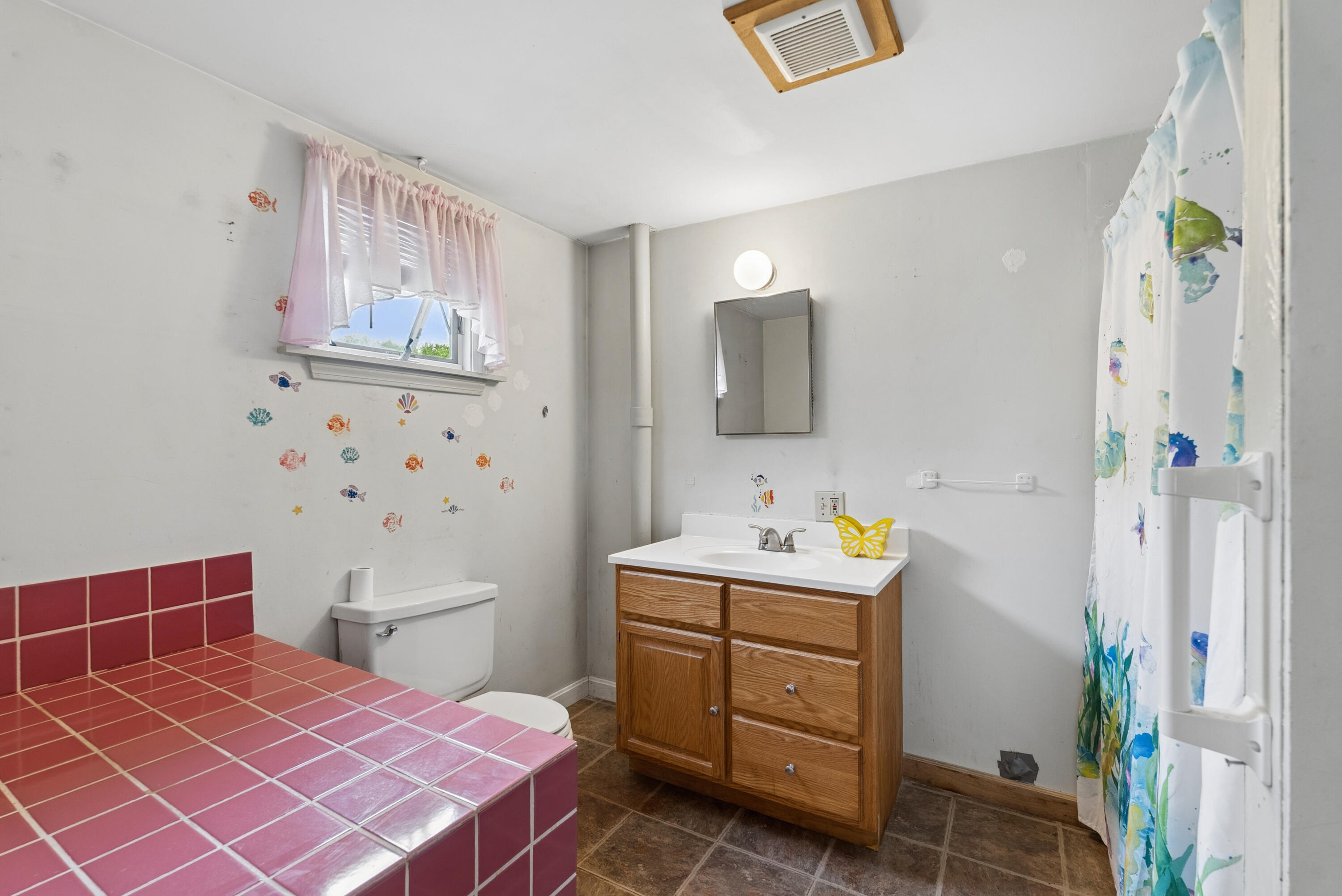 343 Luce Road, Readfield, ME 04355 DSC08481