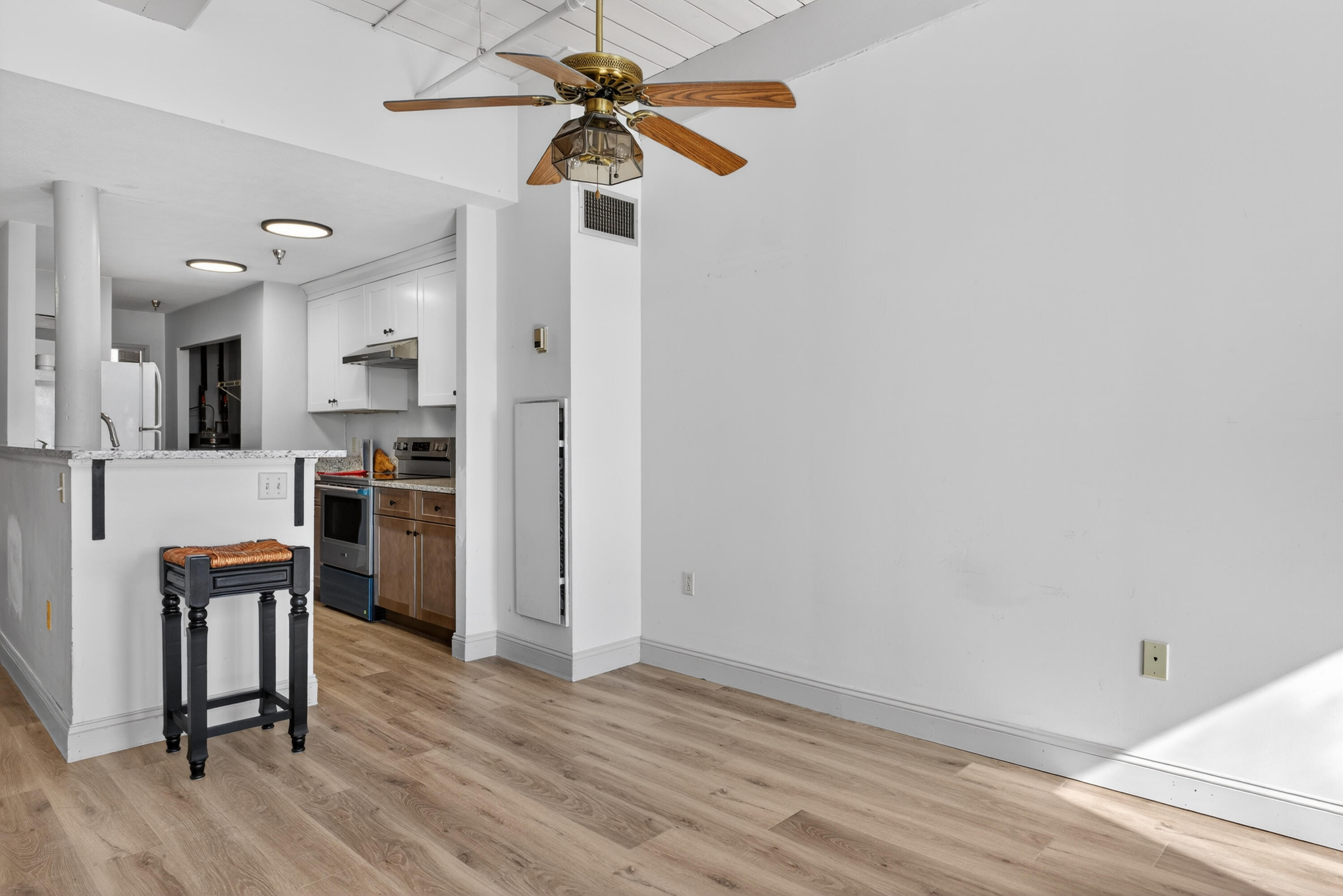 1 Saco Island Terrace UNIT 331, Saco, ME, 04072