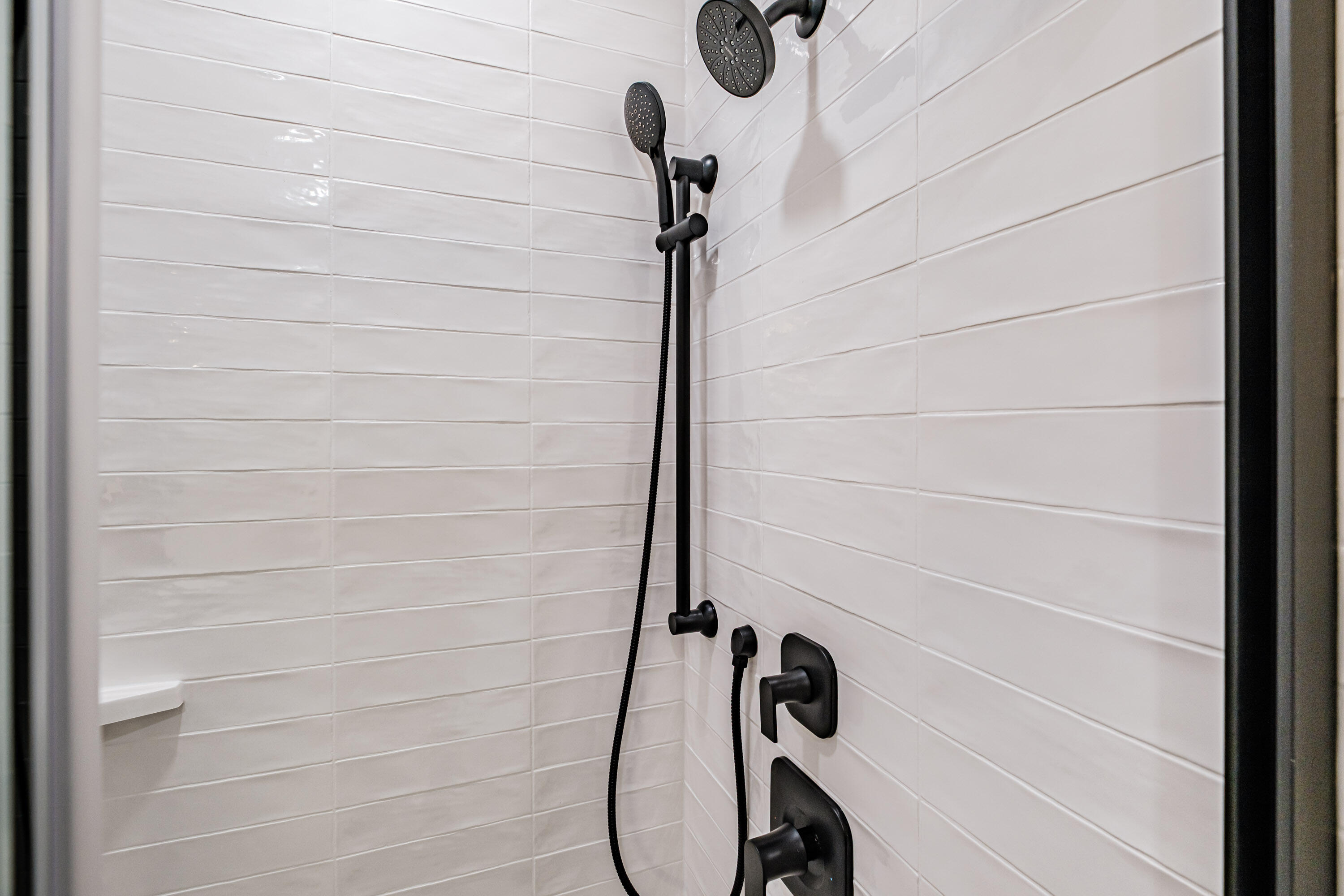 1 Cross Street, #446, Scarborough, ME 04074 Tiled shower