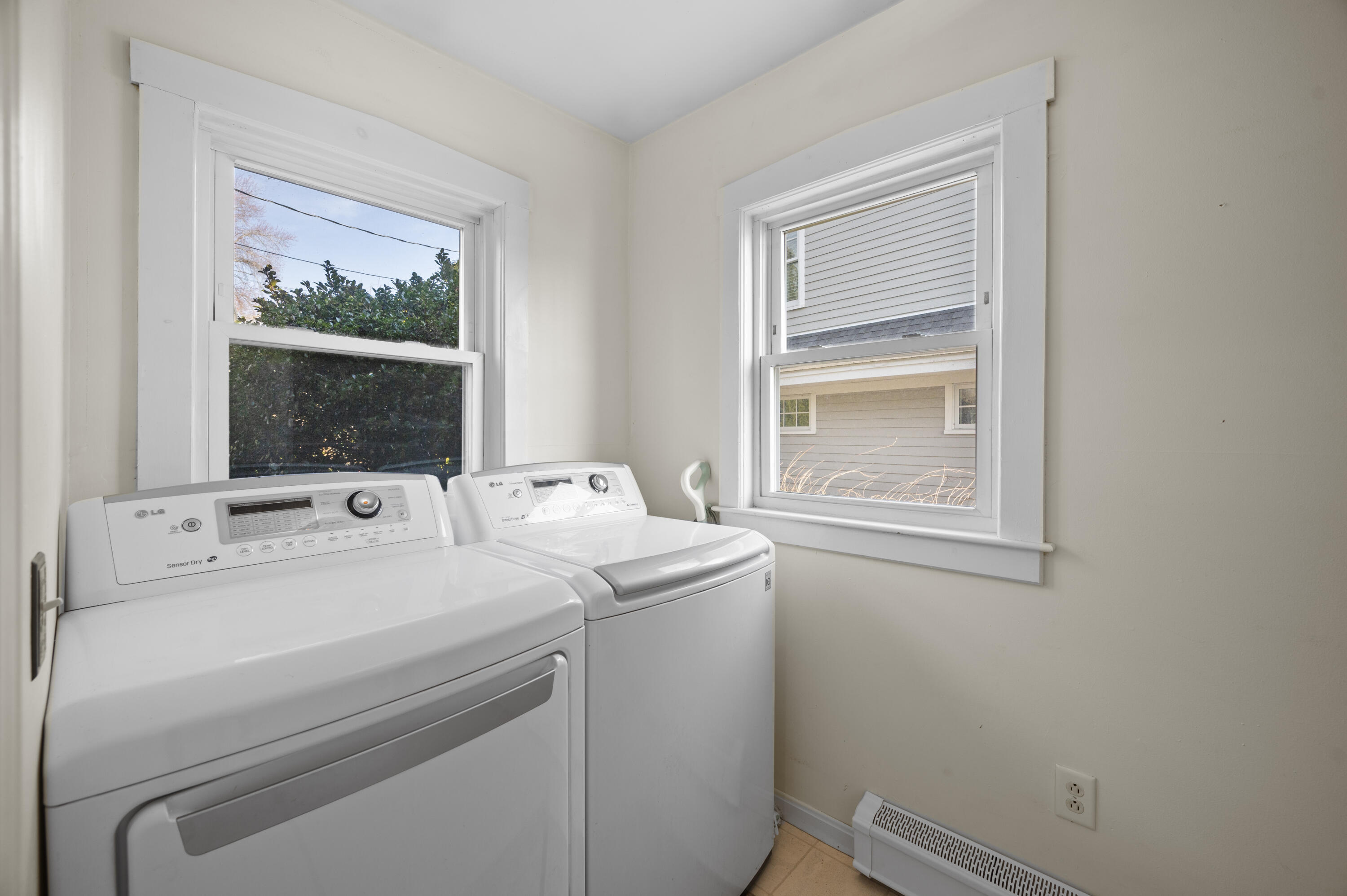 30 Bridge Street, Kittery, ME, 03904