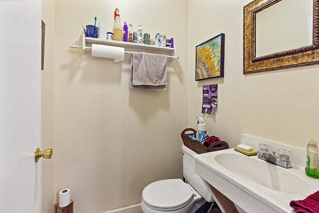 413 Wilton Road, Farmington, ME, 04938