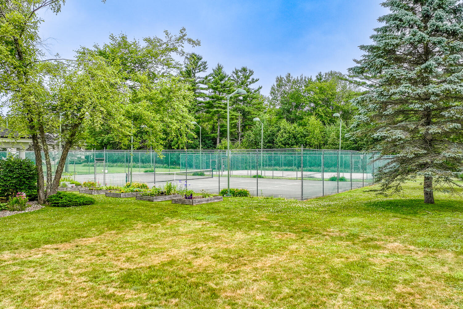 20B Springbrook Drive, #TH-6, Belfast, ME 04915 20B Springbrook Drive 21-(ZF-1996-83945-