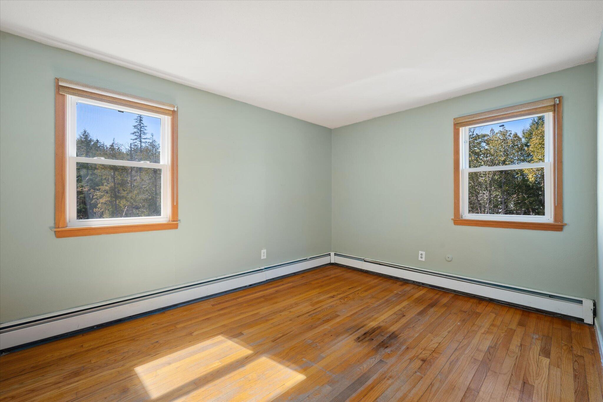 32 Charles Drive, Holden, ME, 04429